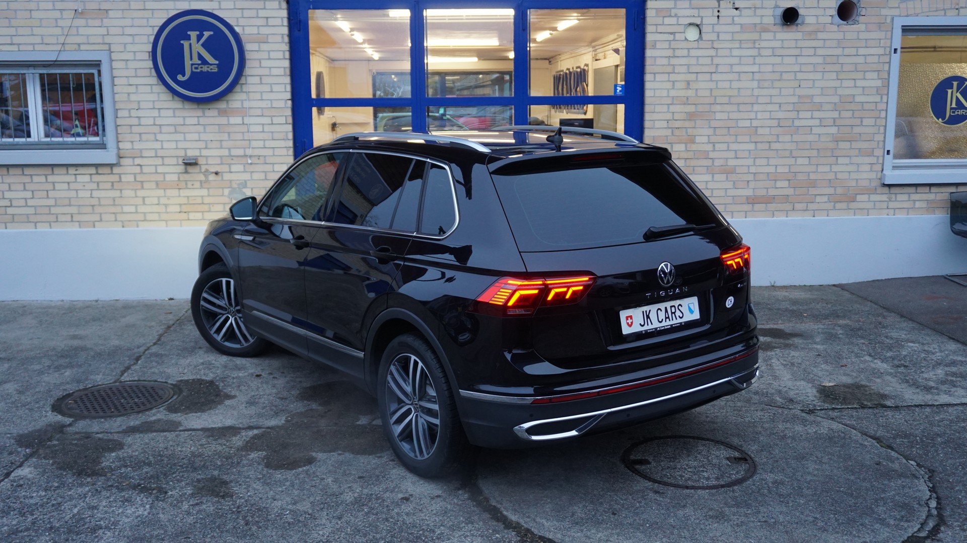VW Tiguan 2.0 TDI SCR Elegance DSG-image-9