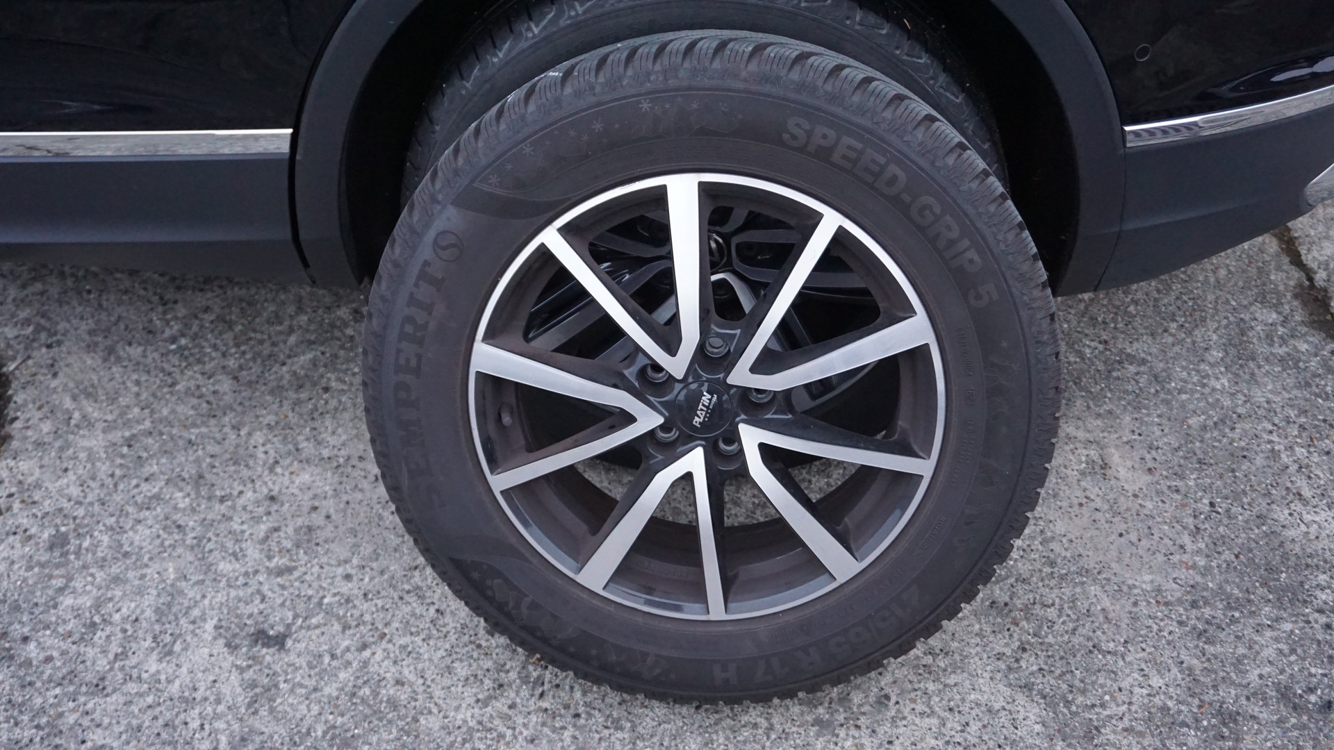 VW Tiguan 2.0 TDI SCR Elegance DSG-image-20