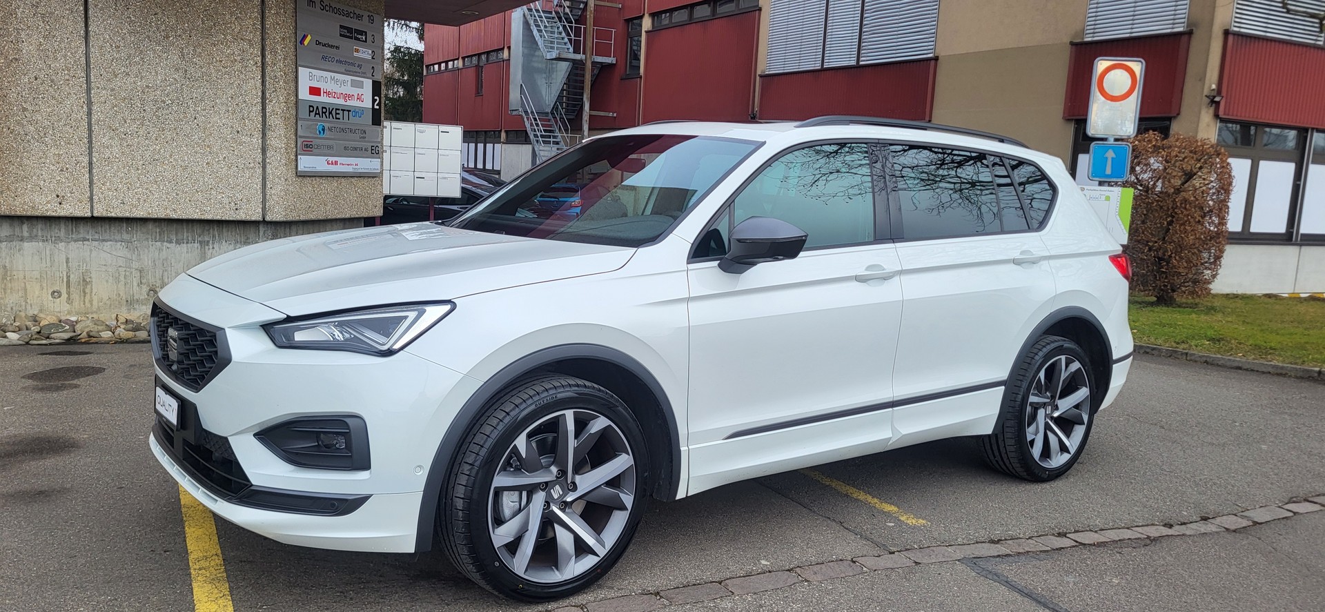 SEAT Tarraco 2.0TSI 4Drive DSG FR-showroom-element-1