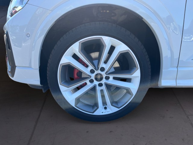 AUDI Q2 40 TFSI S line quattro S-tronic-image-8