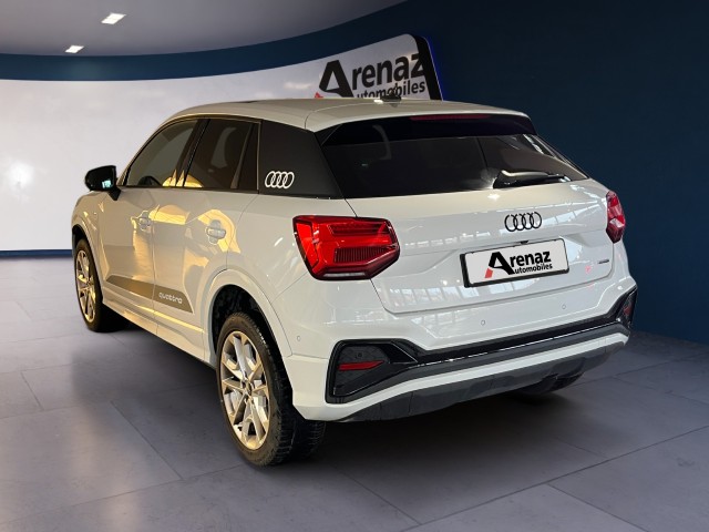 AUDI Q2 40 TFSI S line quattro S-tronic-showroom-element-2