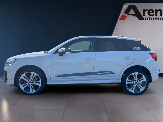 AUDI Q2 40 TFSI S line quattro S-tronic-showroom-element-1