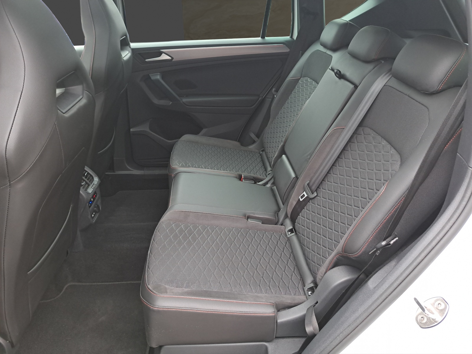 SEAT Tarraco 2.0TSI 4Drive DSG Move FR-image-15