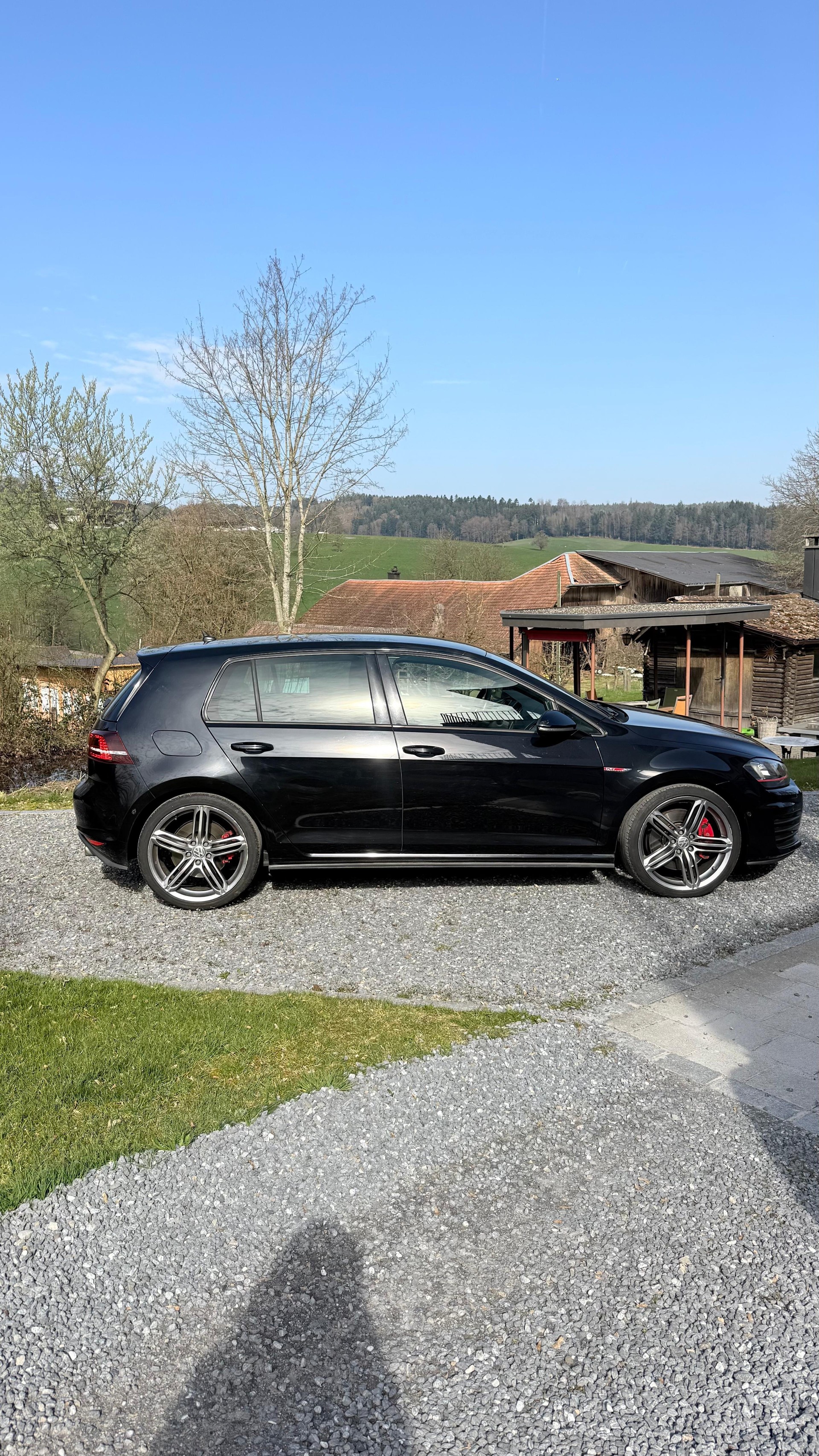 VW Golf 2.0 TSI GTI Performance DSG-image-2