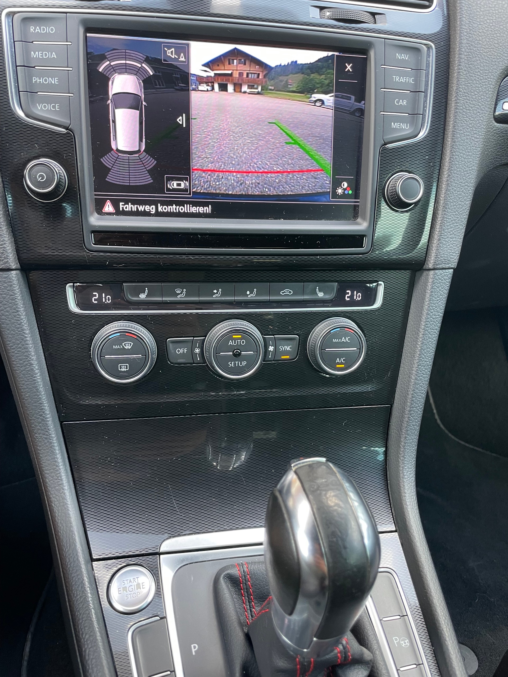VW Golf 2.0 TSI GTI Performance DSG-image-14