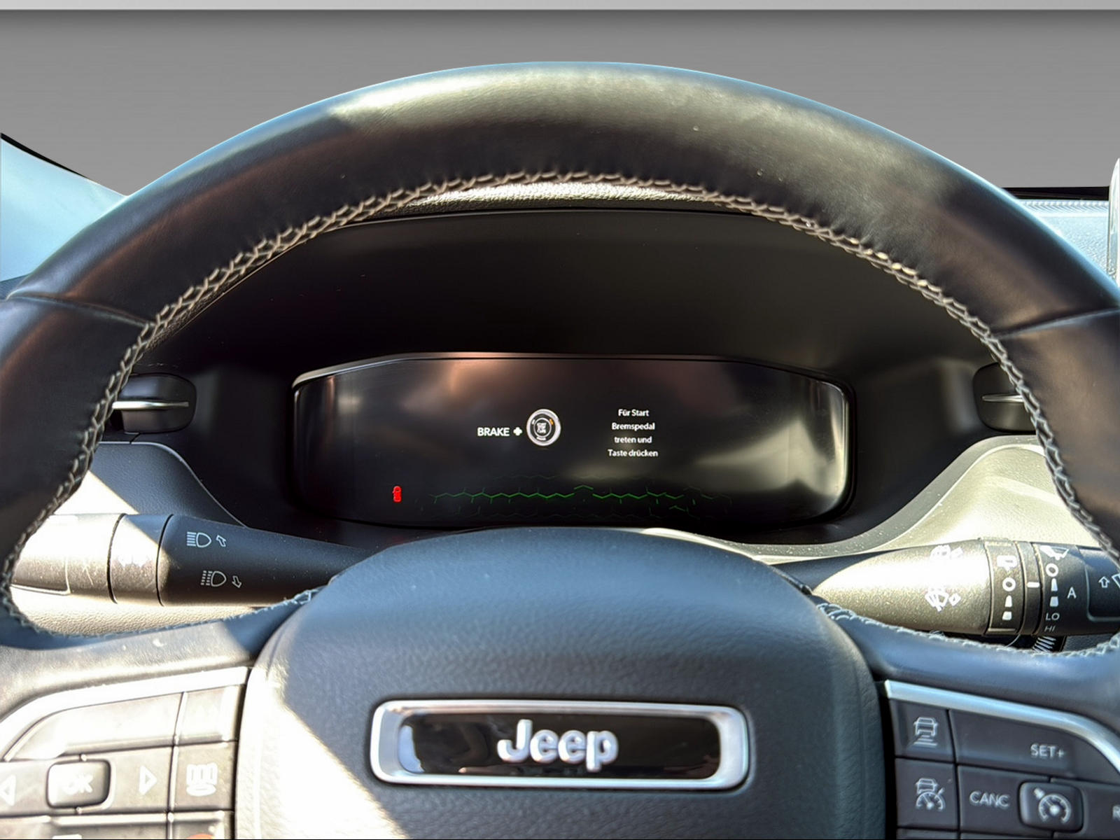 JEEP Compass 1.3 Limited Plus 4xe-image-17