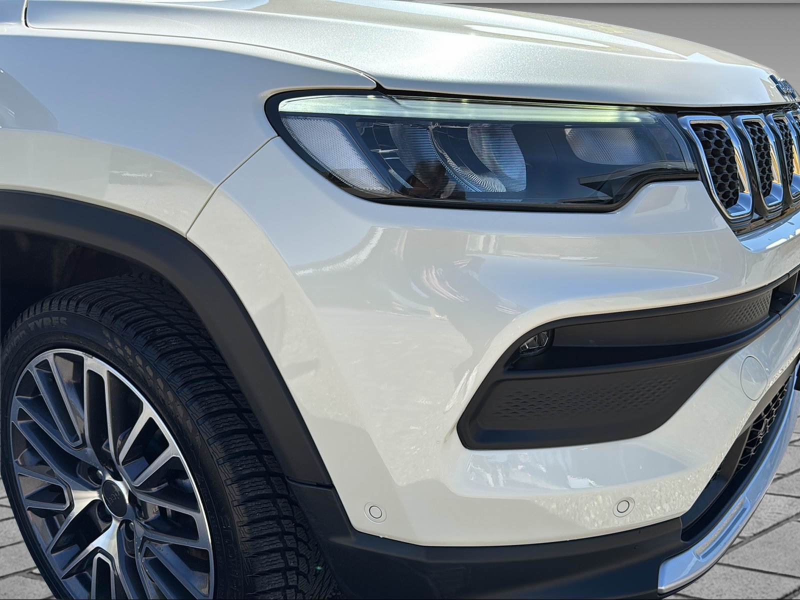 JEEP Compass 1.3 Limited Plus 4xe-image-9