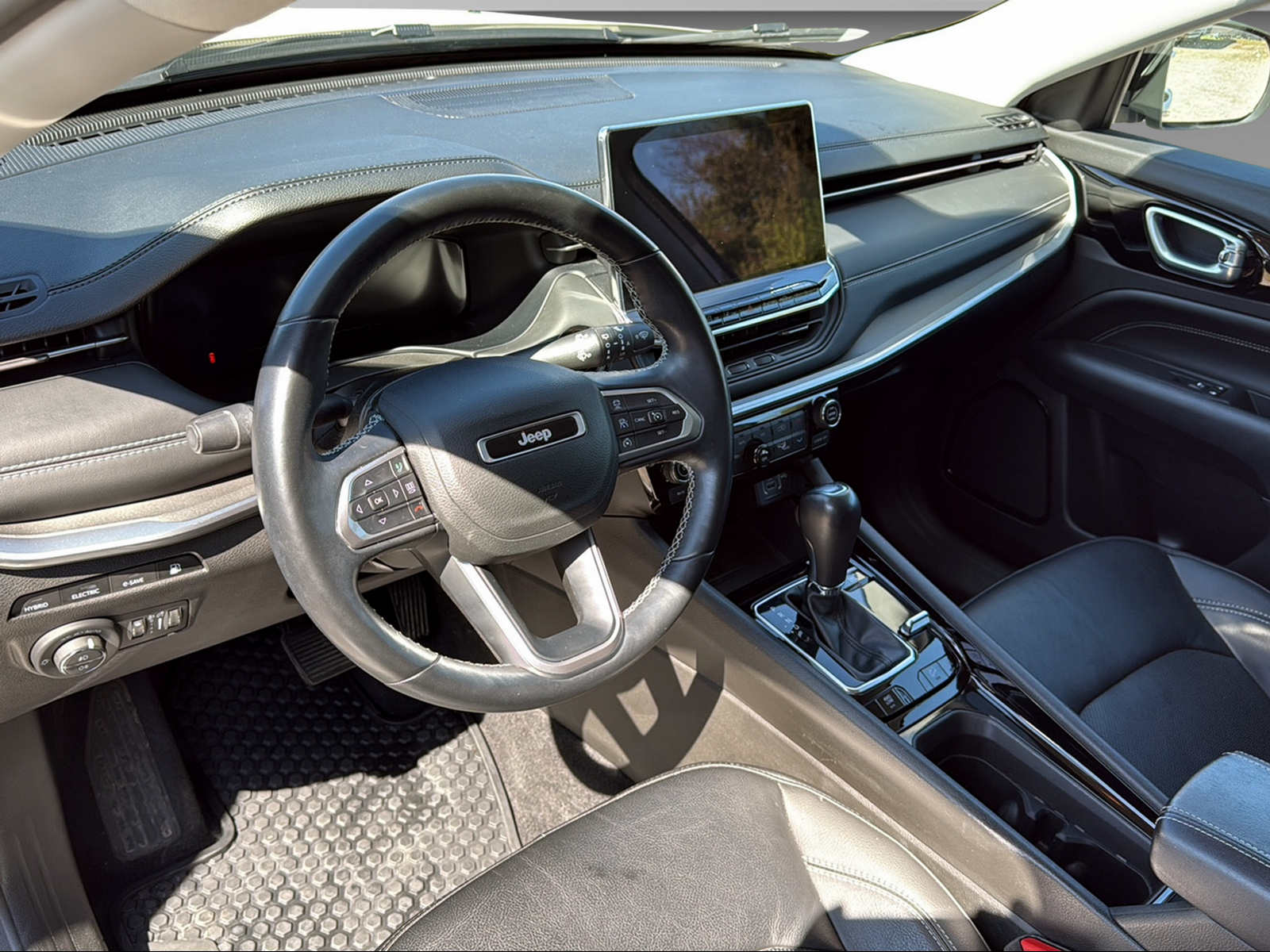 JEEP Compass 1.3 Limited Plus 4xe-image-14