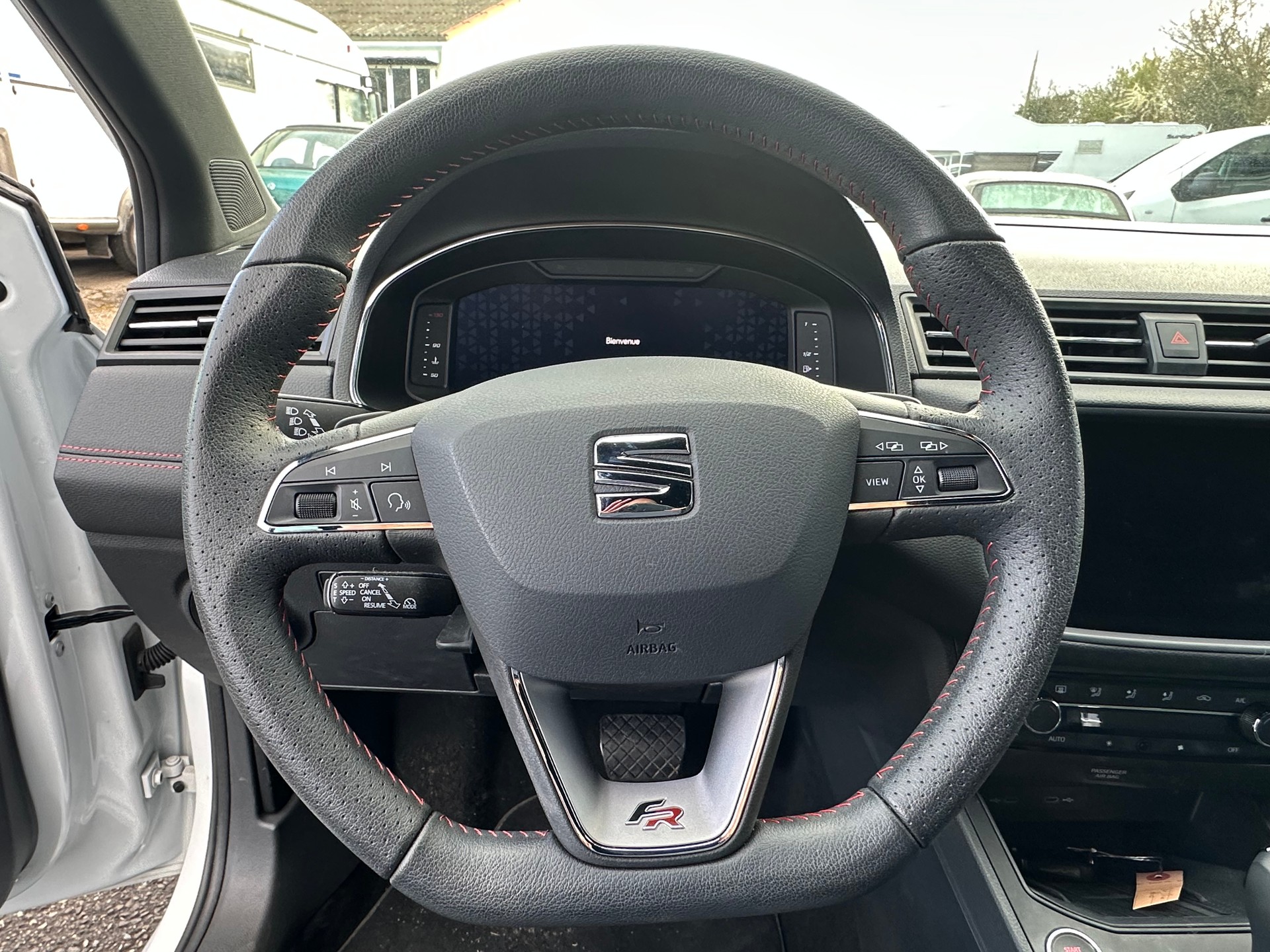 SEAT Ibiza 1.0 EcoTSI FR DSG-image-17