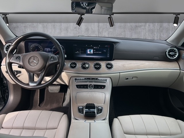 MERCEDES-BENZ E 220 d Coupé Avantgarde 9G-Tronic-image-6