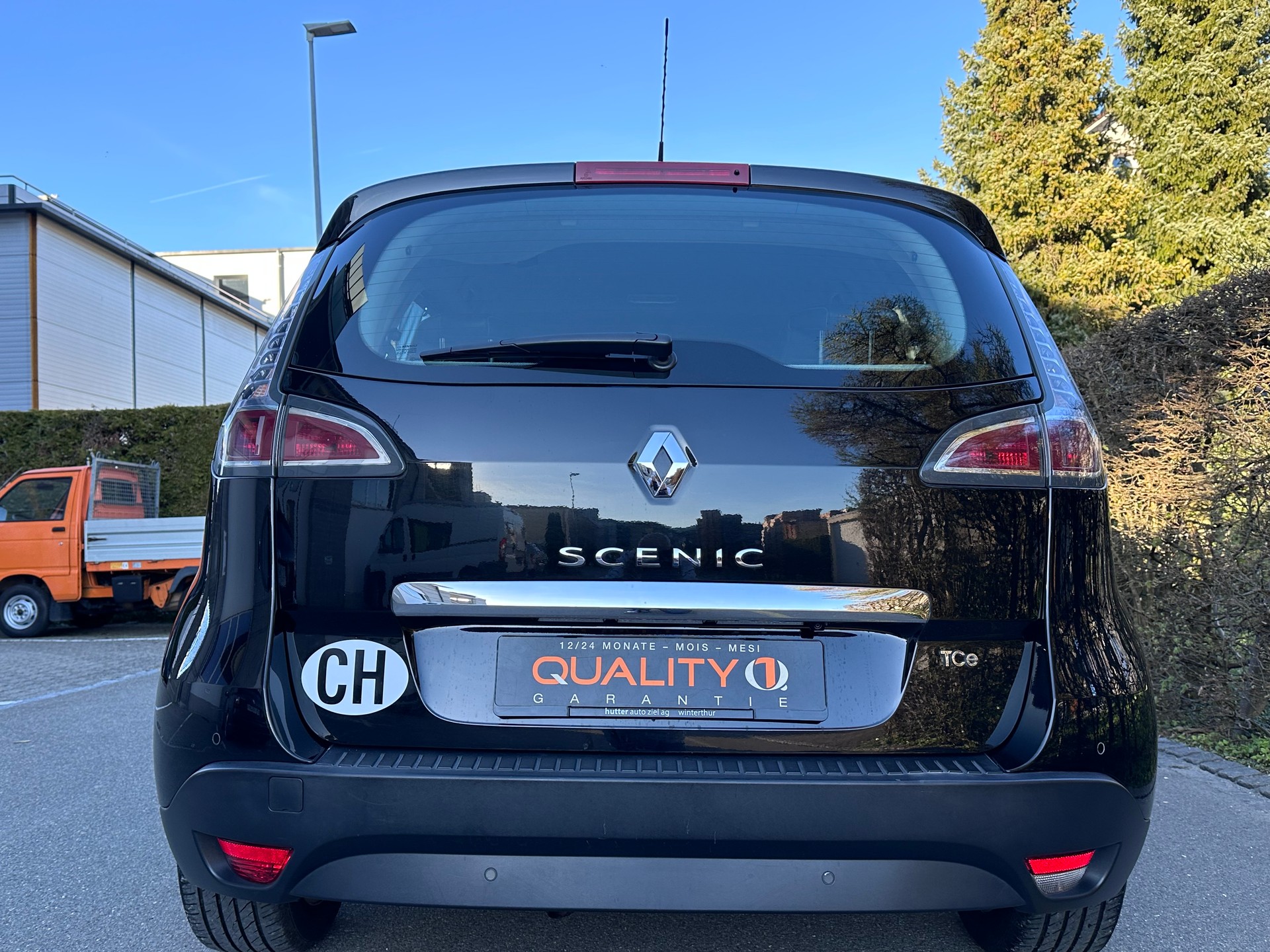 RENAULT Scénic 1.4 16V Turbo Bose-image-4