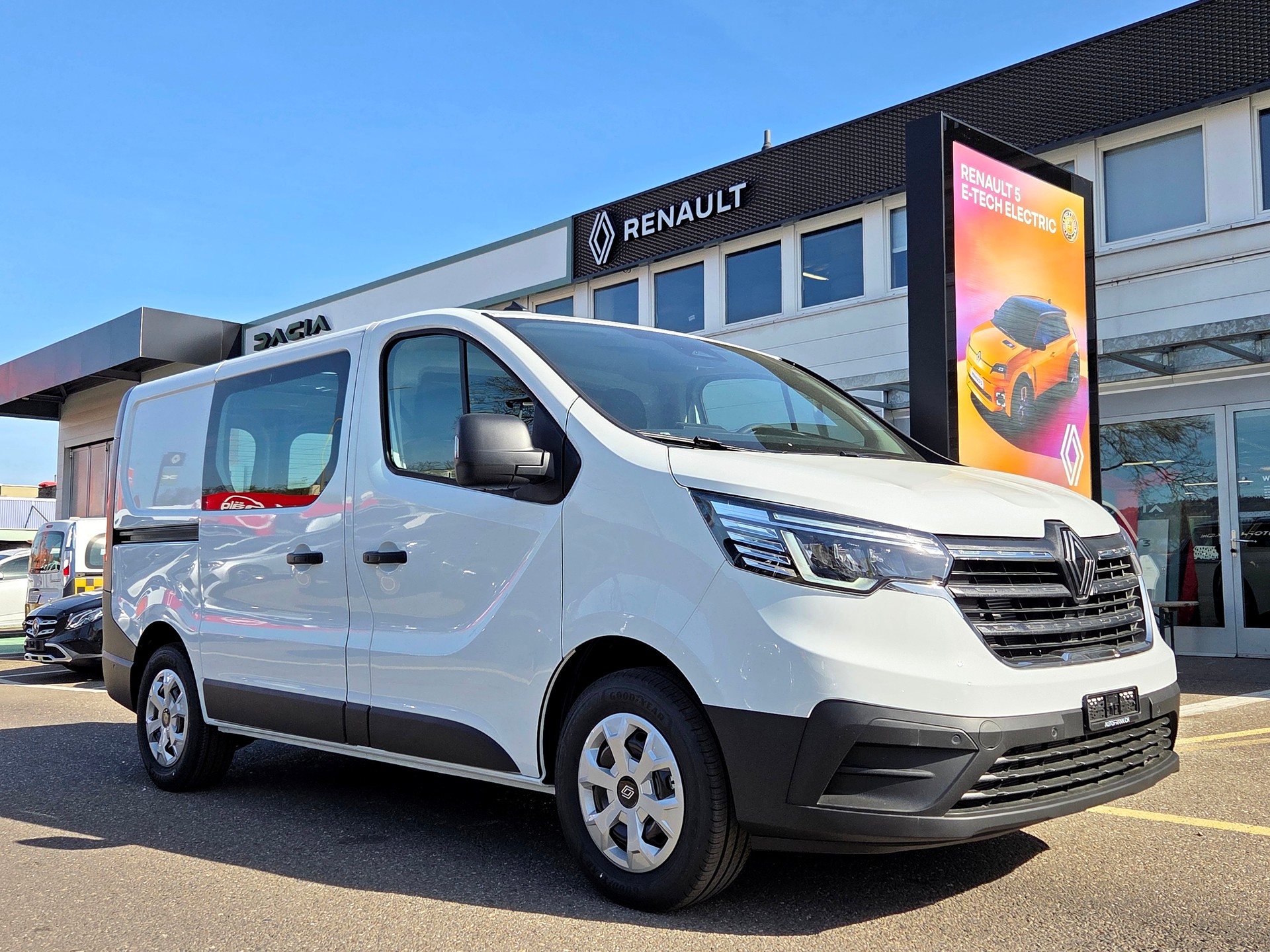 RENAULT Trafic Kaw. 3.0 t L1 H1 2.0 dCi Blue 150 Advance