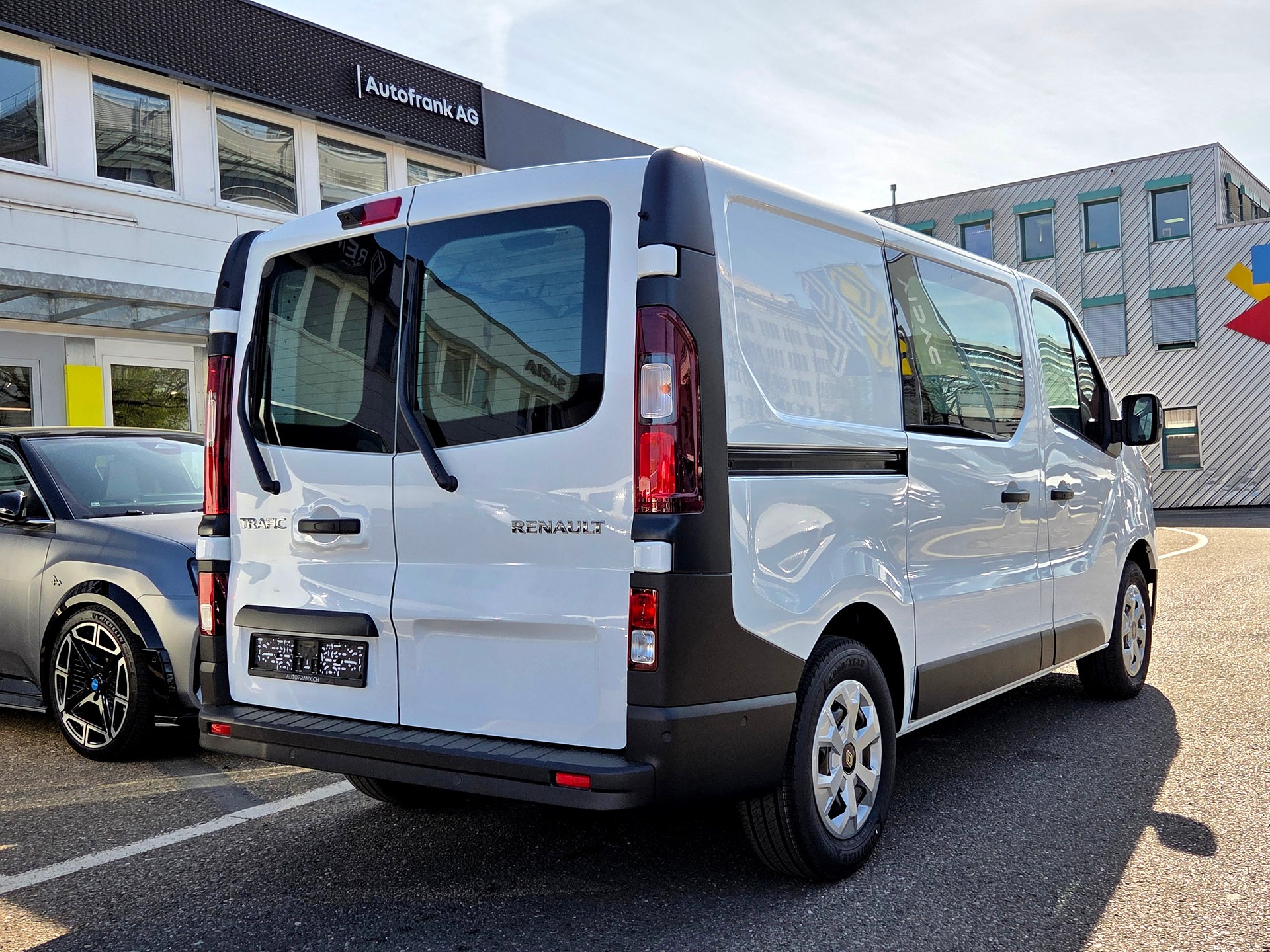 RENAULT Trafic Kaw. 3.0 t L1 H1 2.0 dCi Blue 150 Advance-image-14