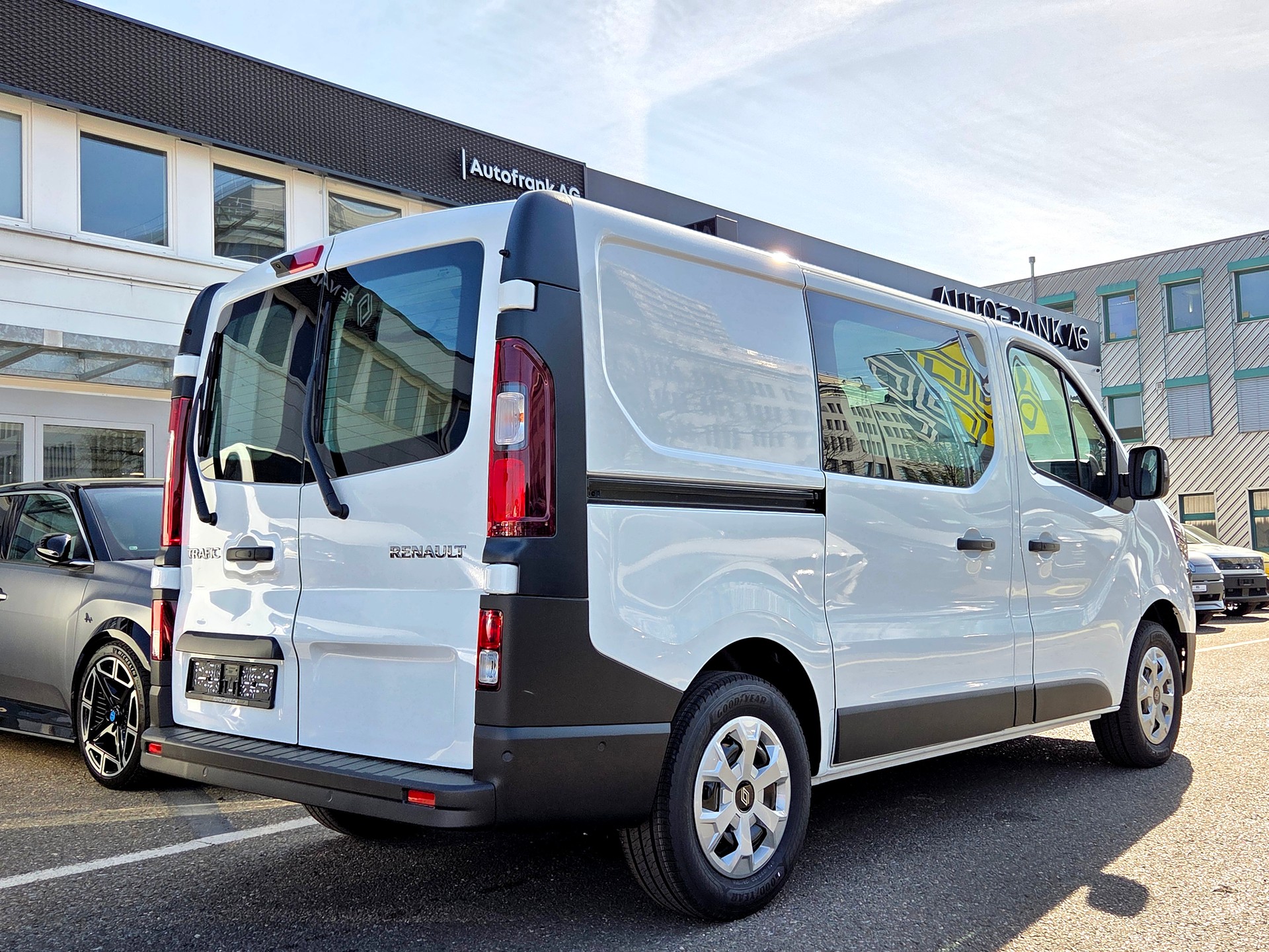RENAULT Trafic Kaw. 3.0 t L1 H1 2.0 dCi Blue 150 Advance-showroom-element-2