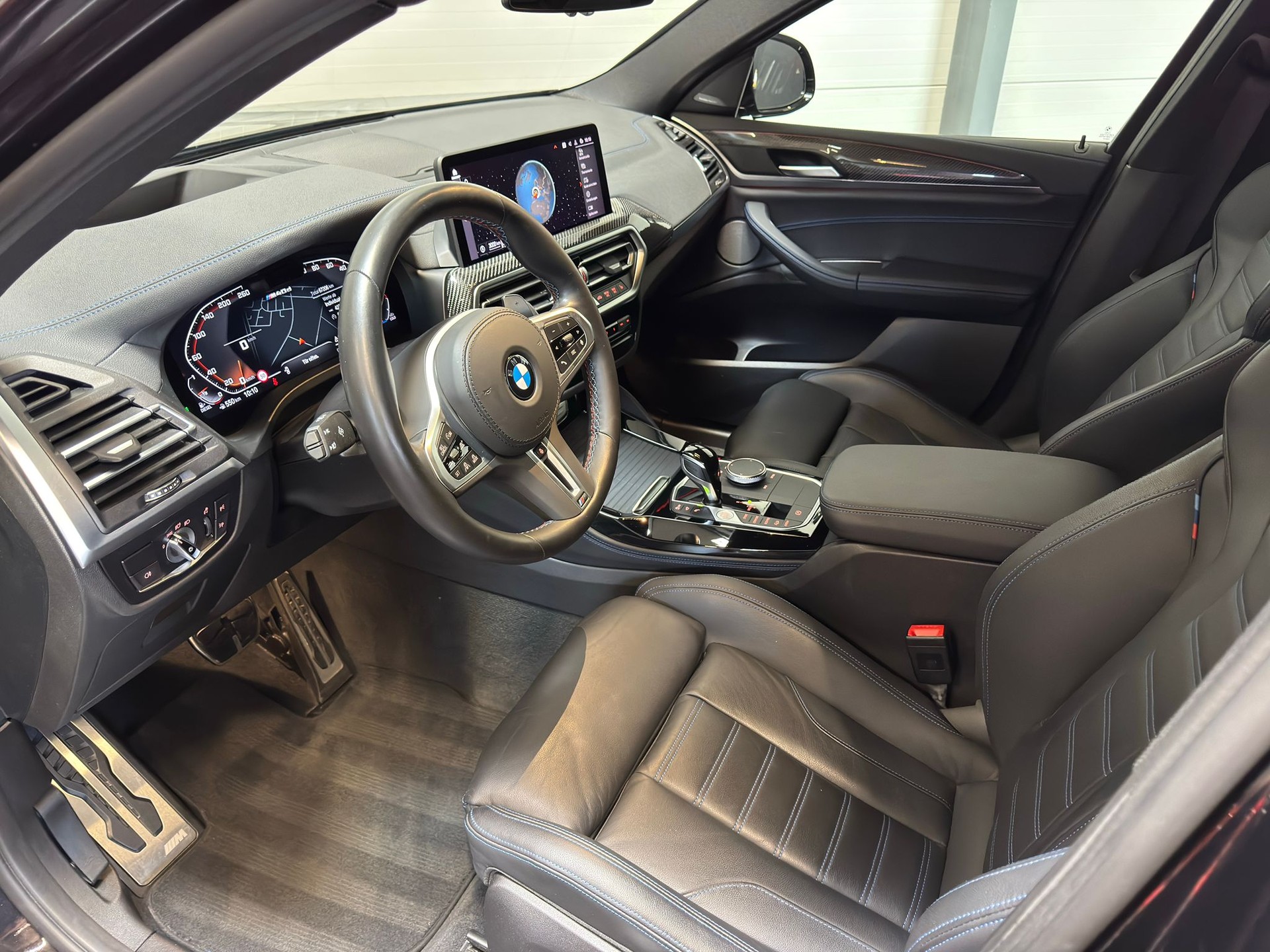 BMW X4 M40d-image-14