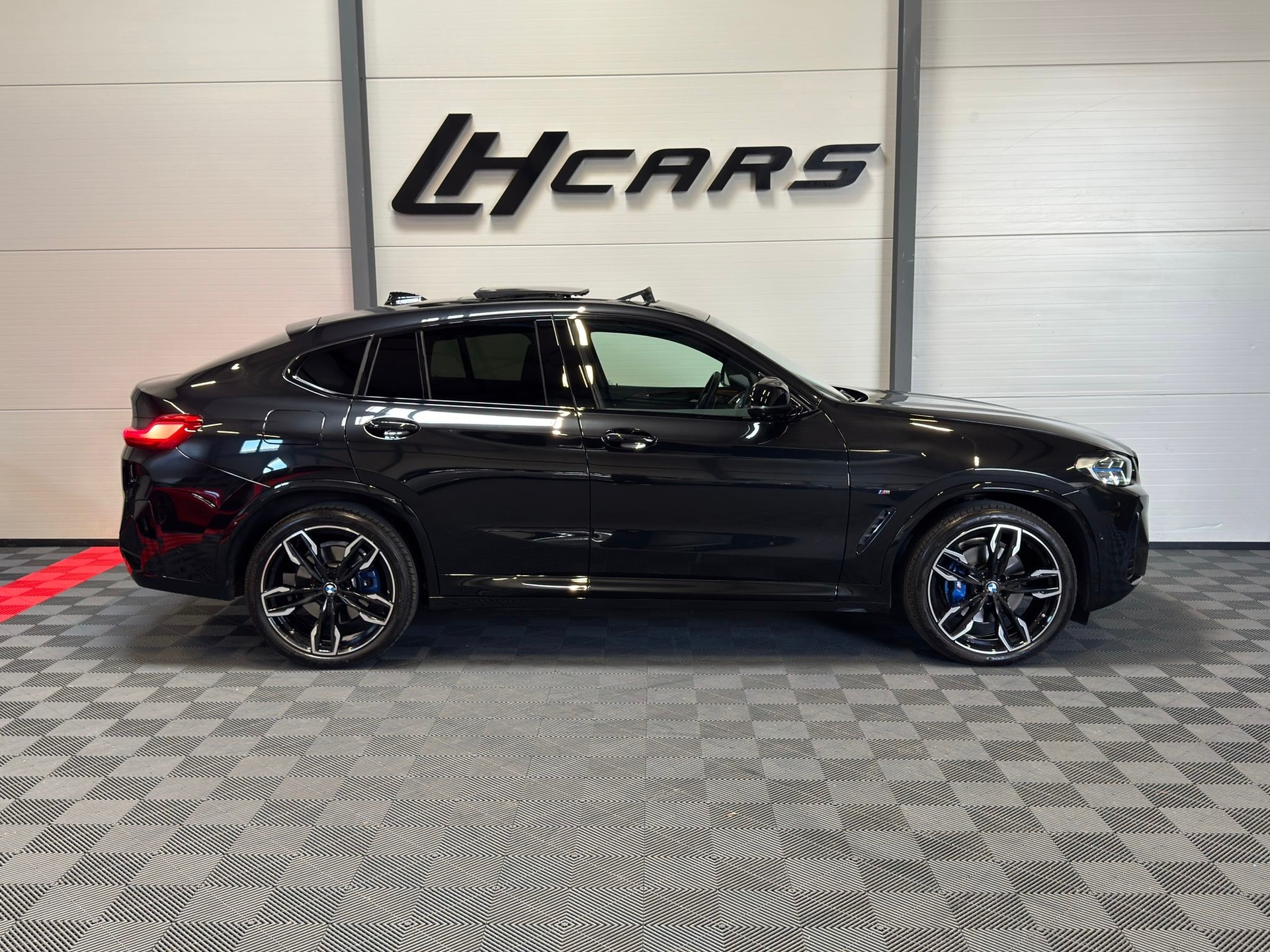 BMW X4 M40d-image-4
