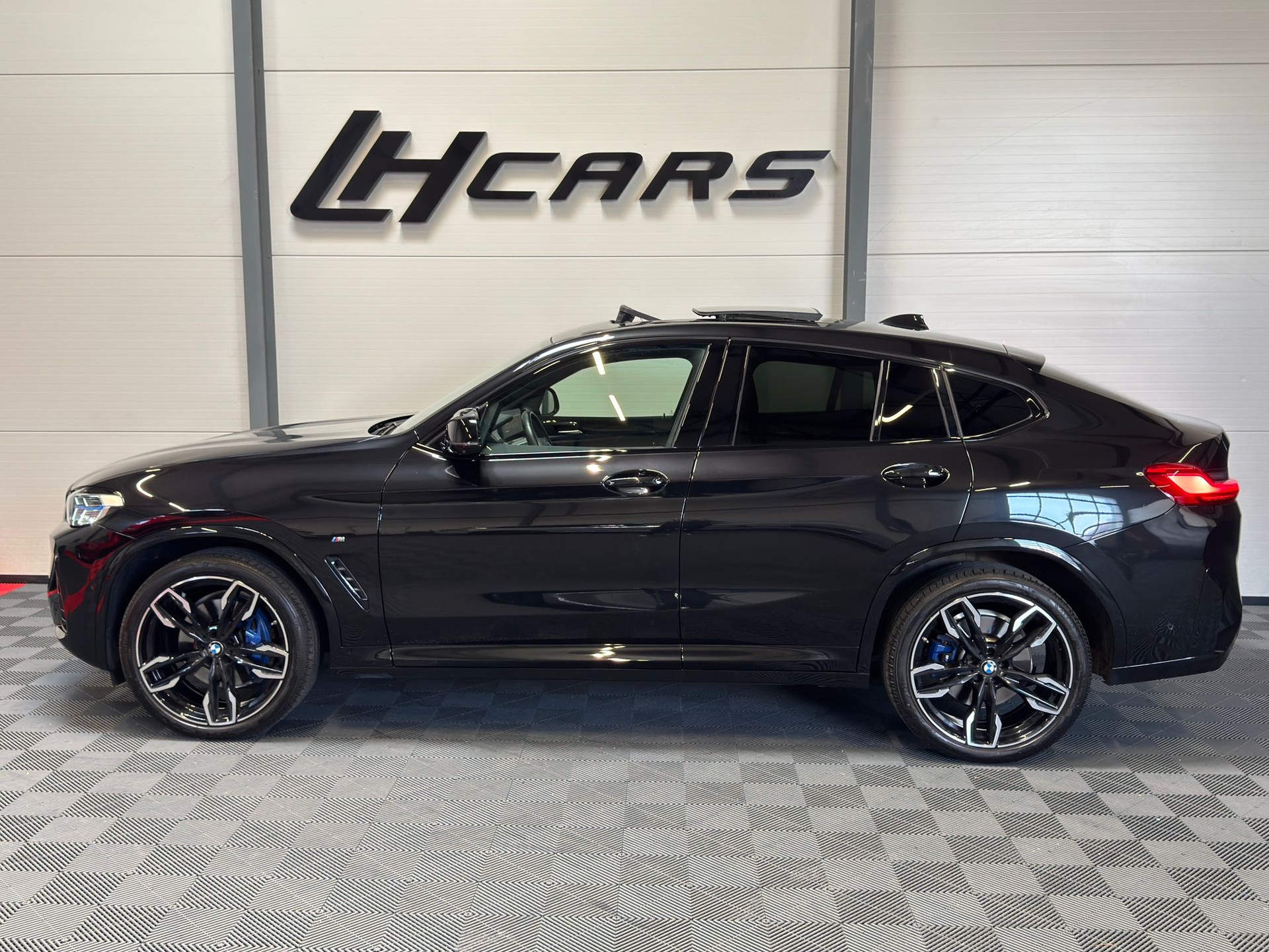 BMW X4 M40d-image-1