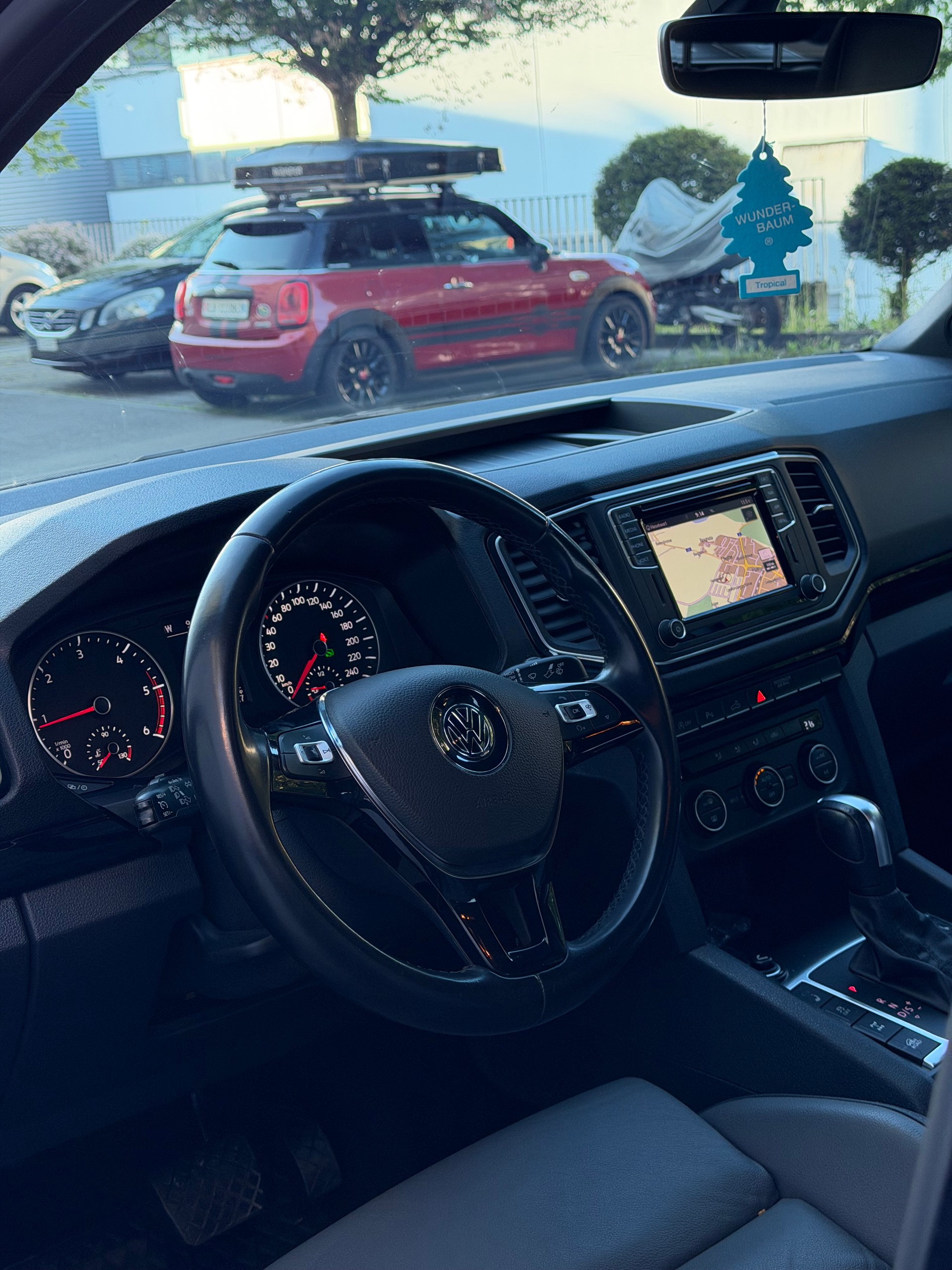 VW Amarok 3.0TDI Crossline 4Motion Automatic-image-9