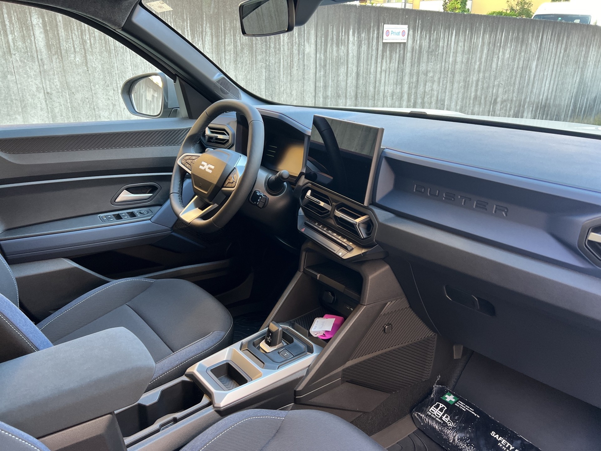 DACIA Duster HEV 140 Journey-image-11
