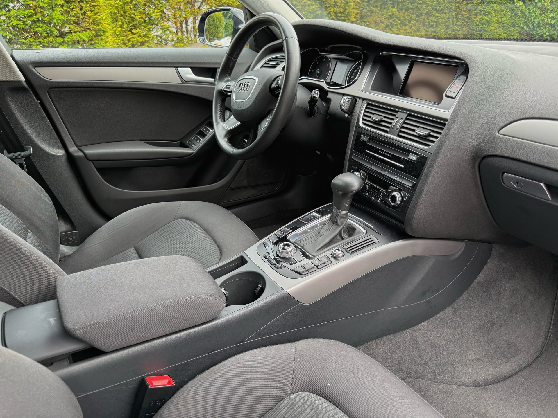 AUDI A4 Avant 3.0 TDI multitronic | Frisch ab MFK | Service gepflegt-image-10