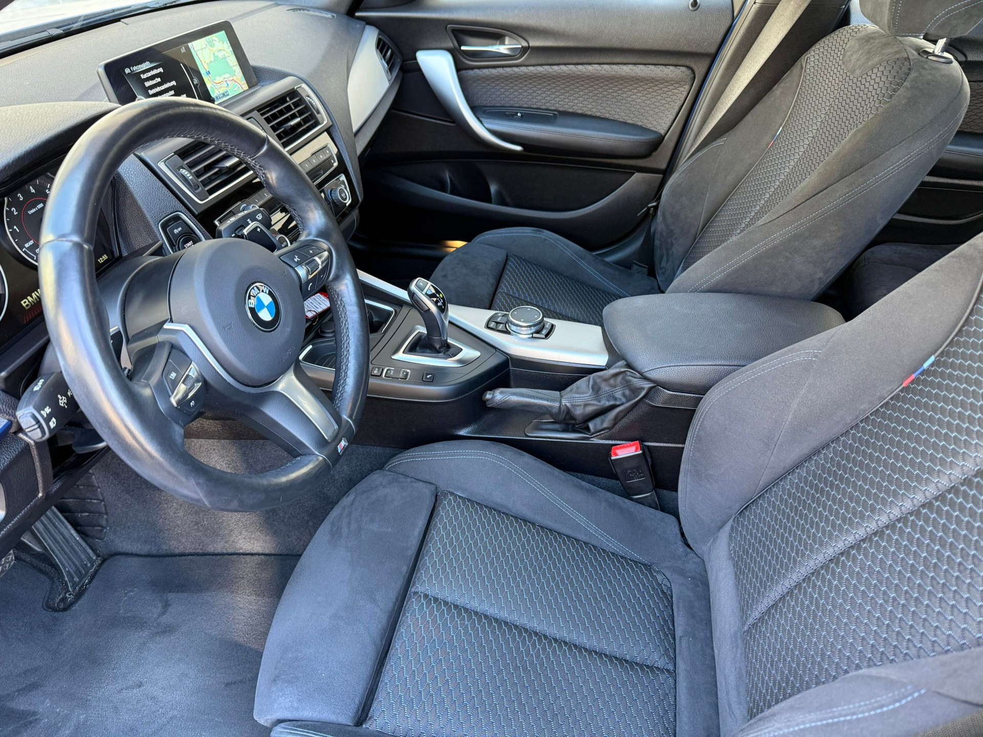 BMW 125i M Sport Steptronic-image-8