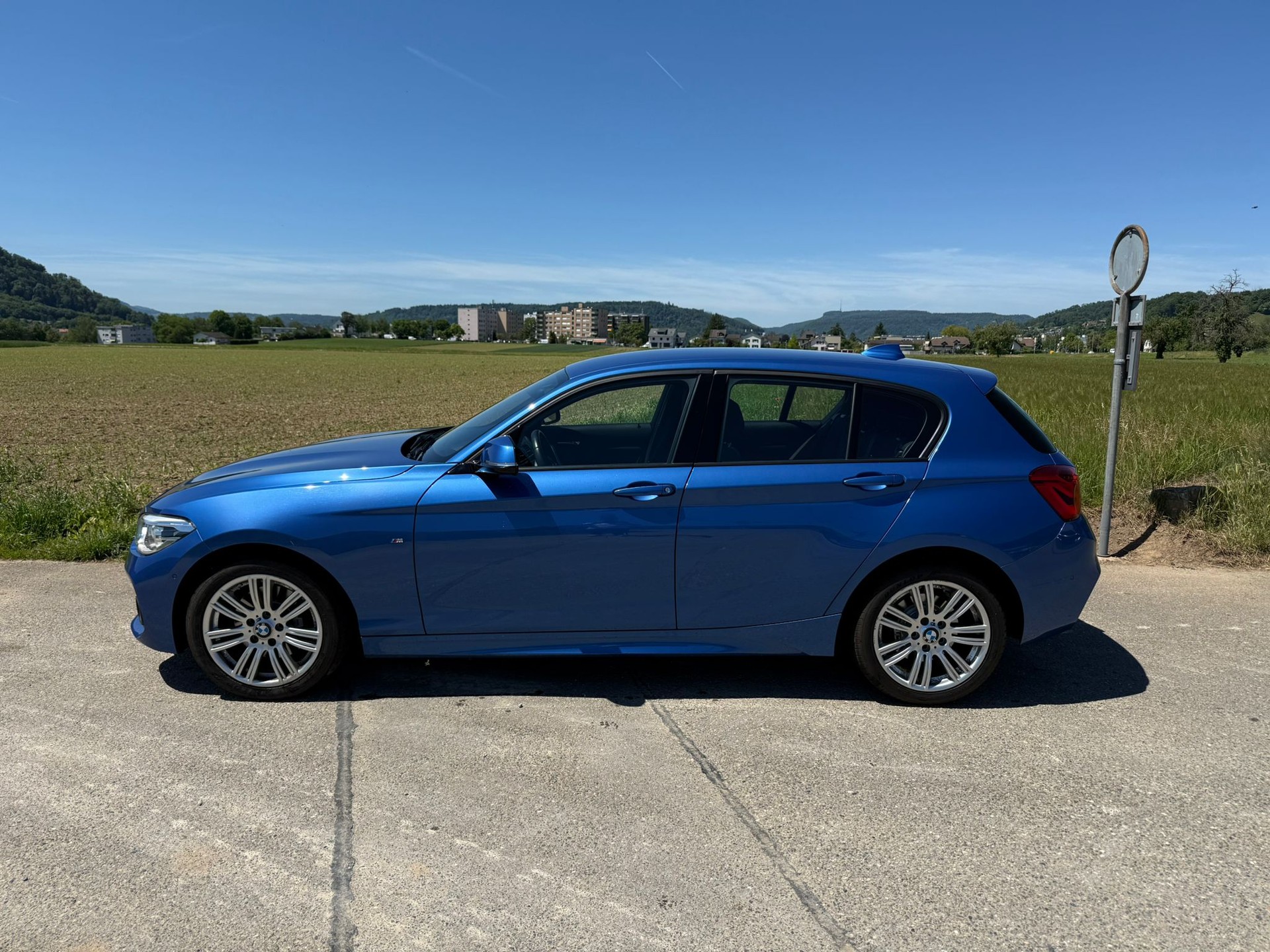 BMW 125i M Sport Steptronic-image-1