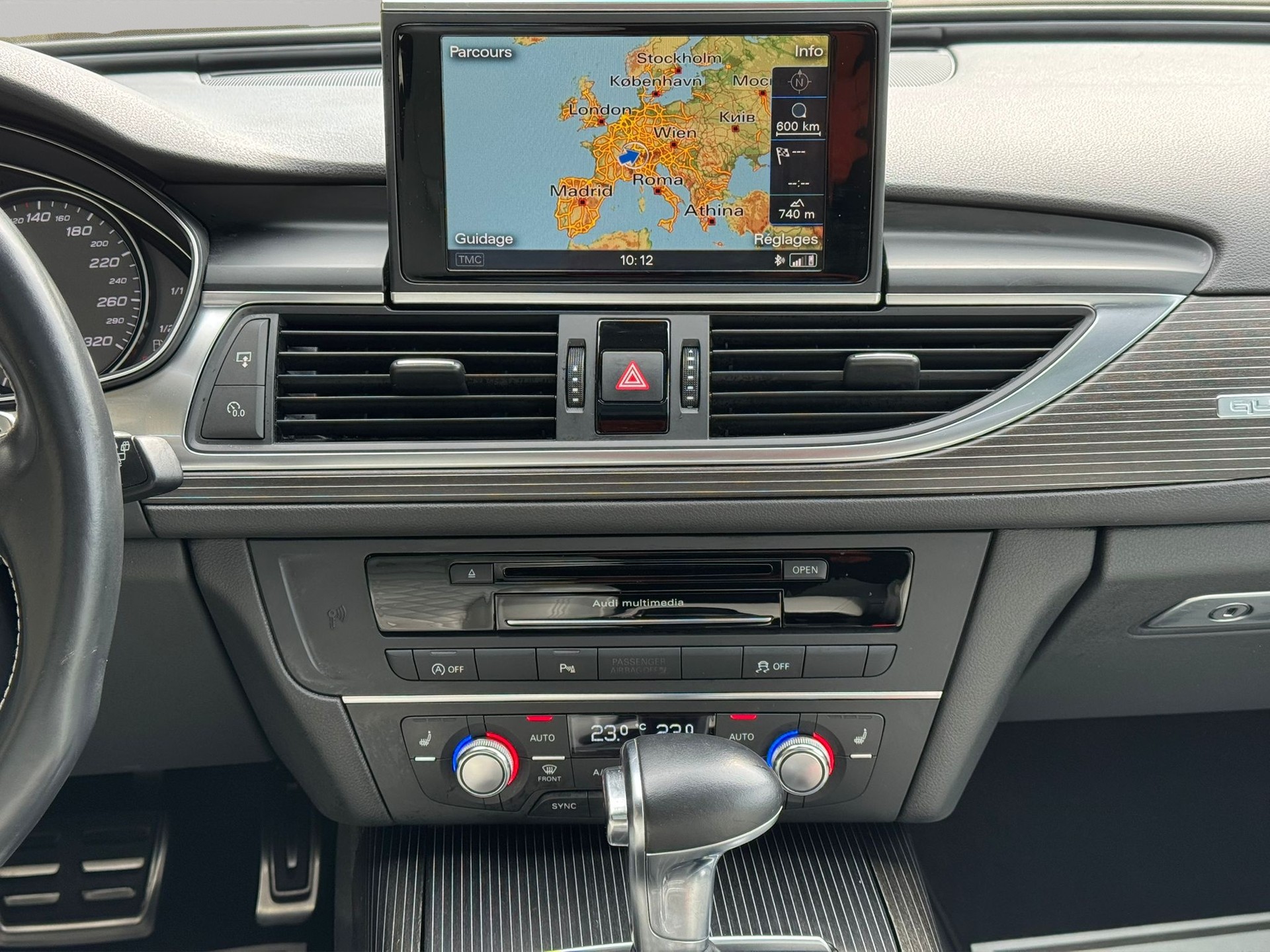 AUDI S6 Avant 4.0 TFSI V8 quattro S-tronic-image-10
