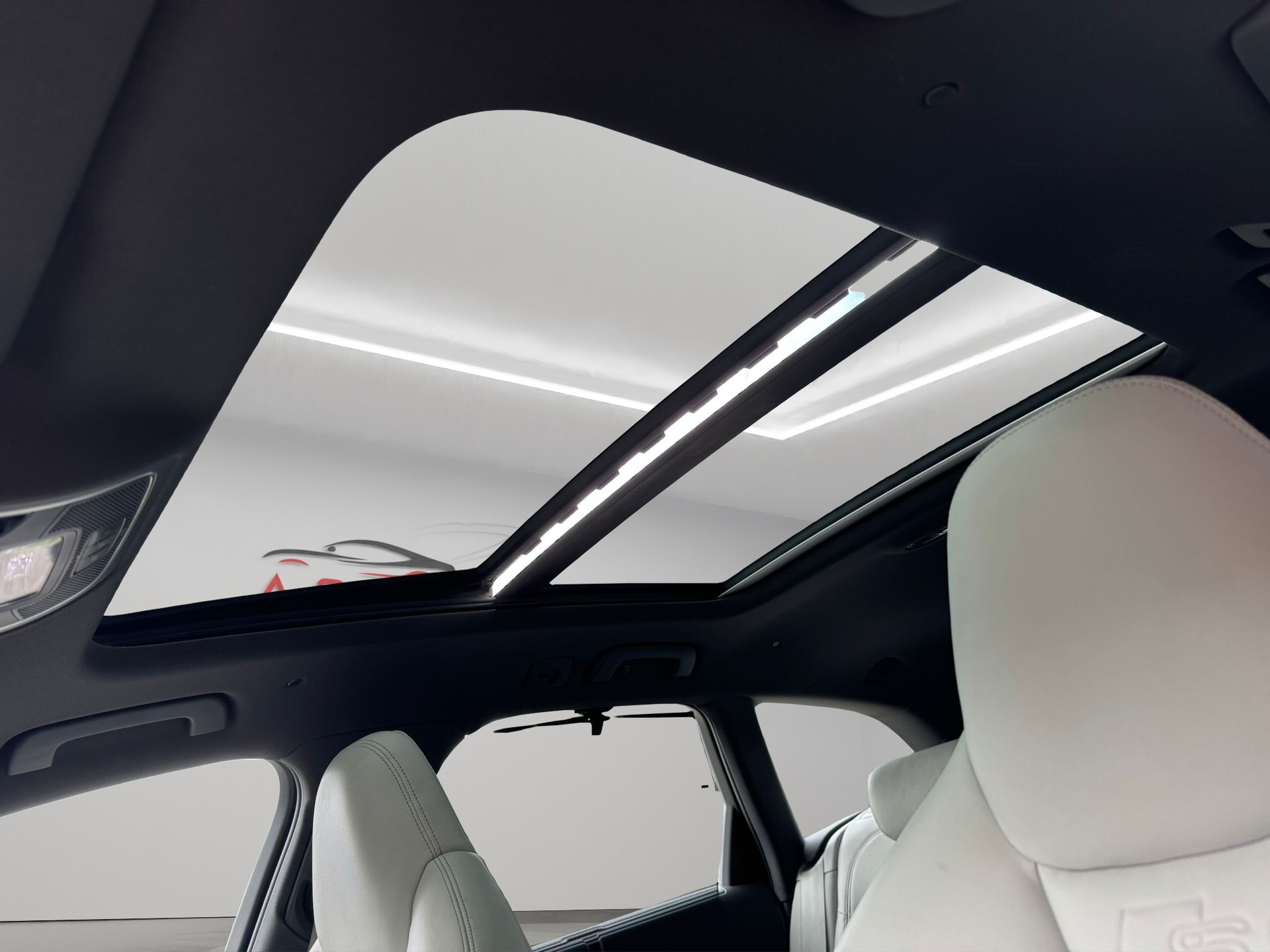 AUDI S6 Avant 4.0 TFSI V8 quattro S-tronic-image-15