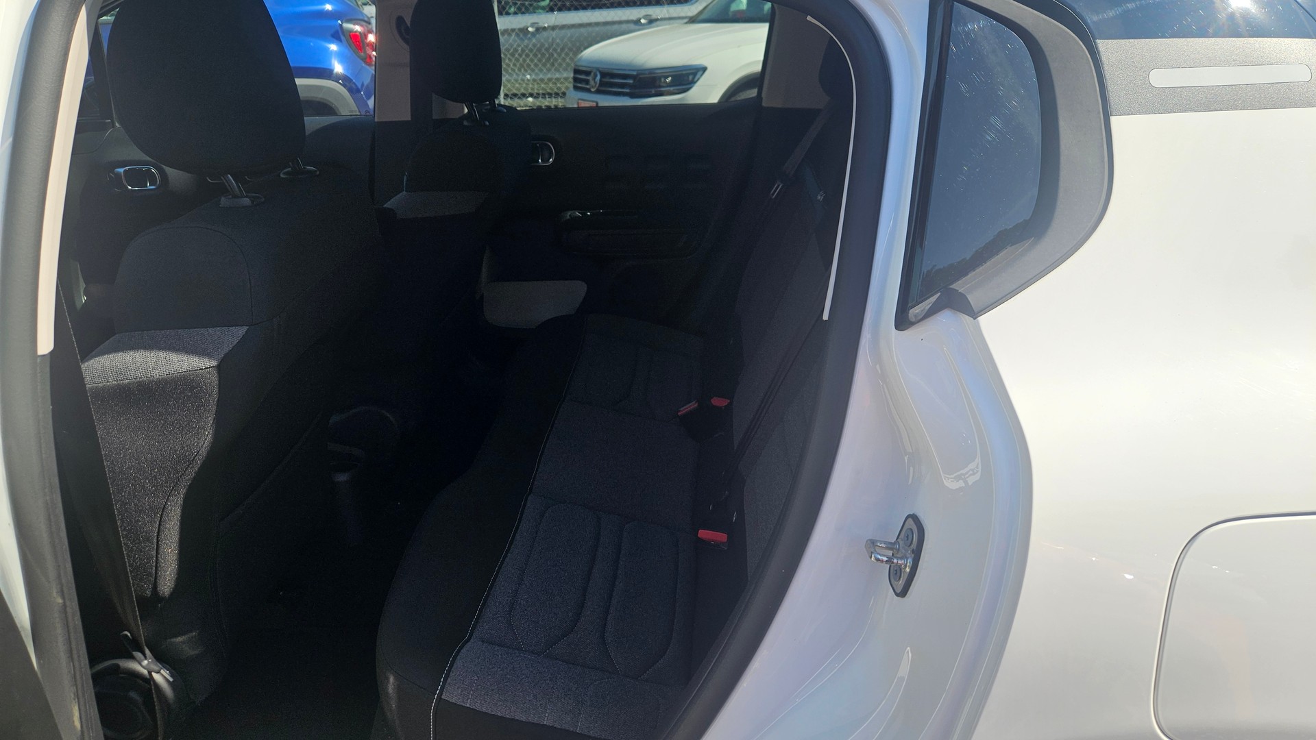 CITROEN C3 1.2i PureTech Shine-image-5