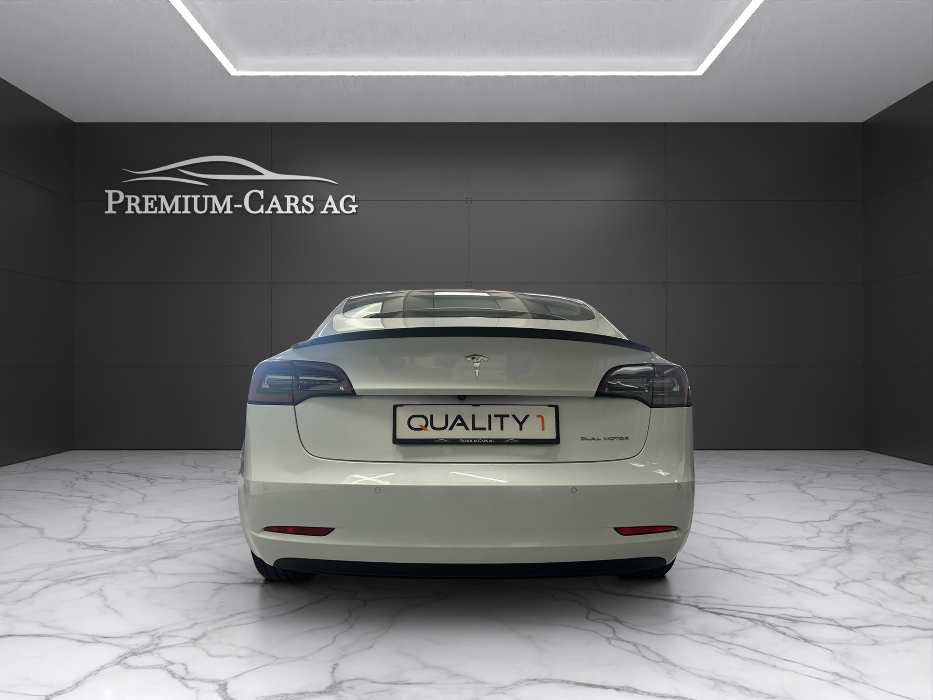 TESLA Model 3 Long Range Dual Motor AWD-image-4