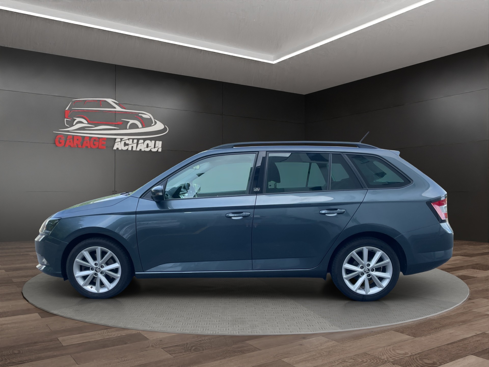 SKODA Fabia 1.2 TSI Swiss Joy DSG-image-2