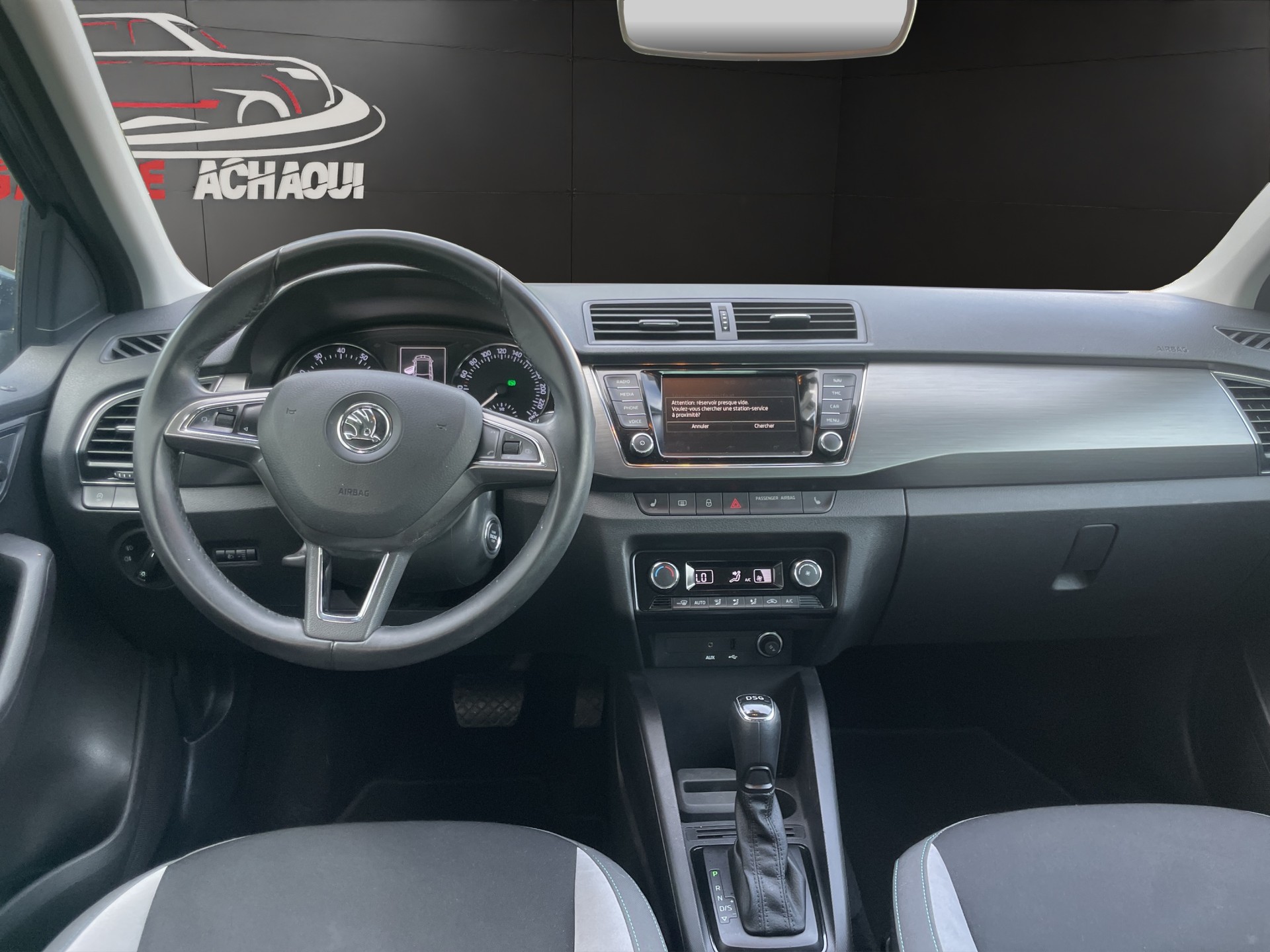 SKODA Fabia 1.2 TSI Swiss Joy DSG-image-9