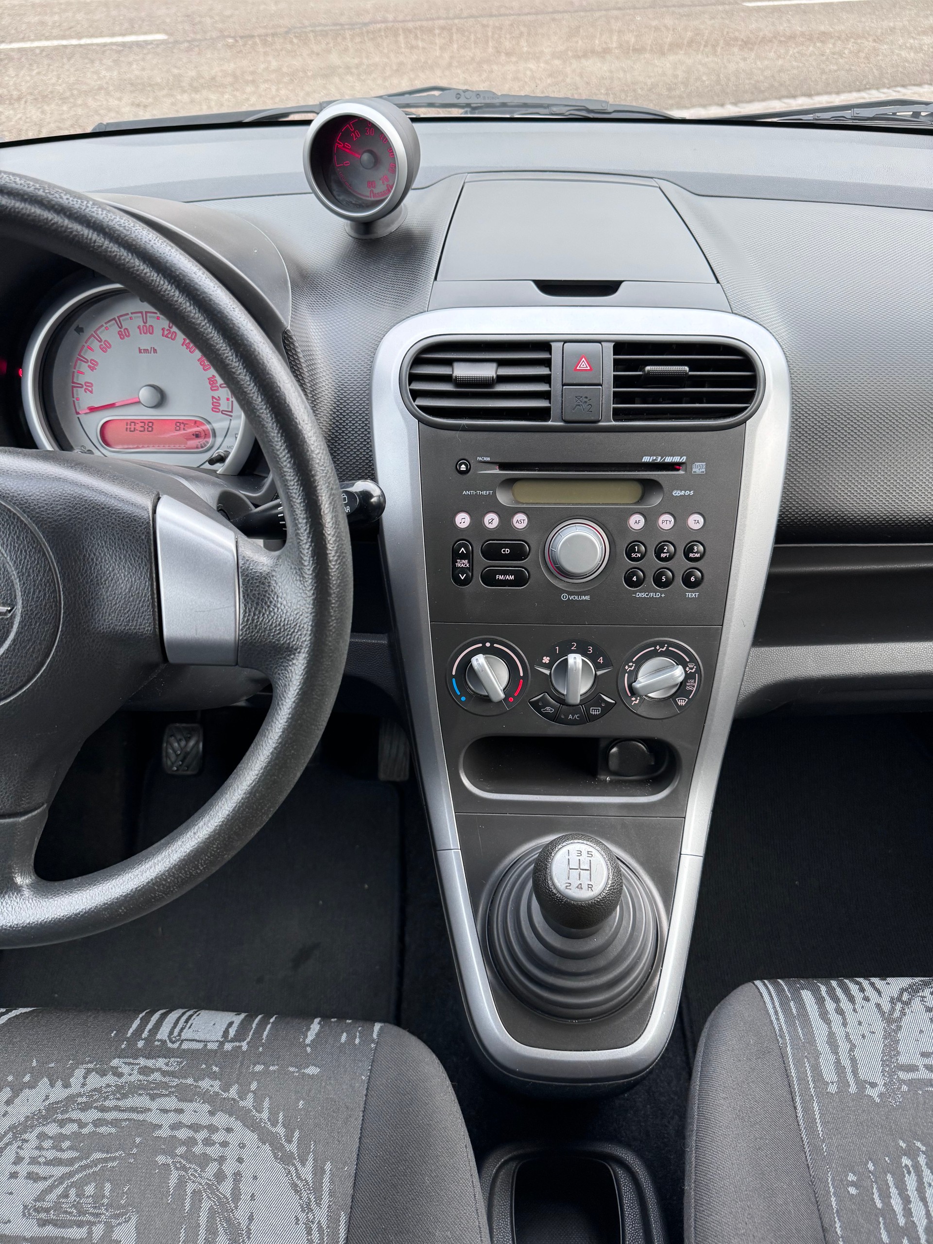 OPEL Agila 1.0 Enjoy-image-15
