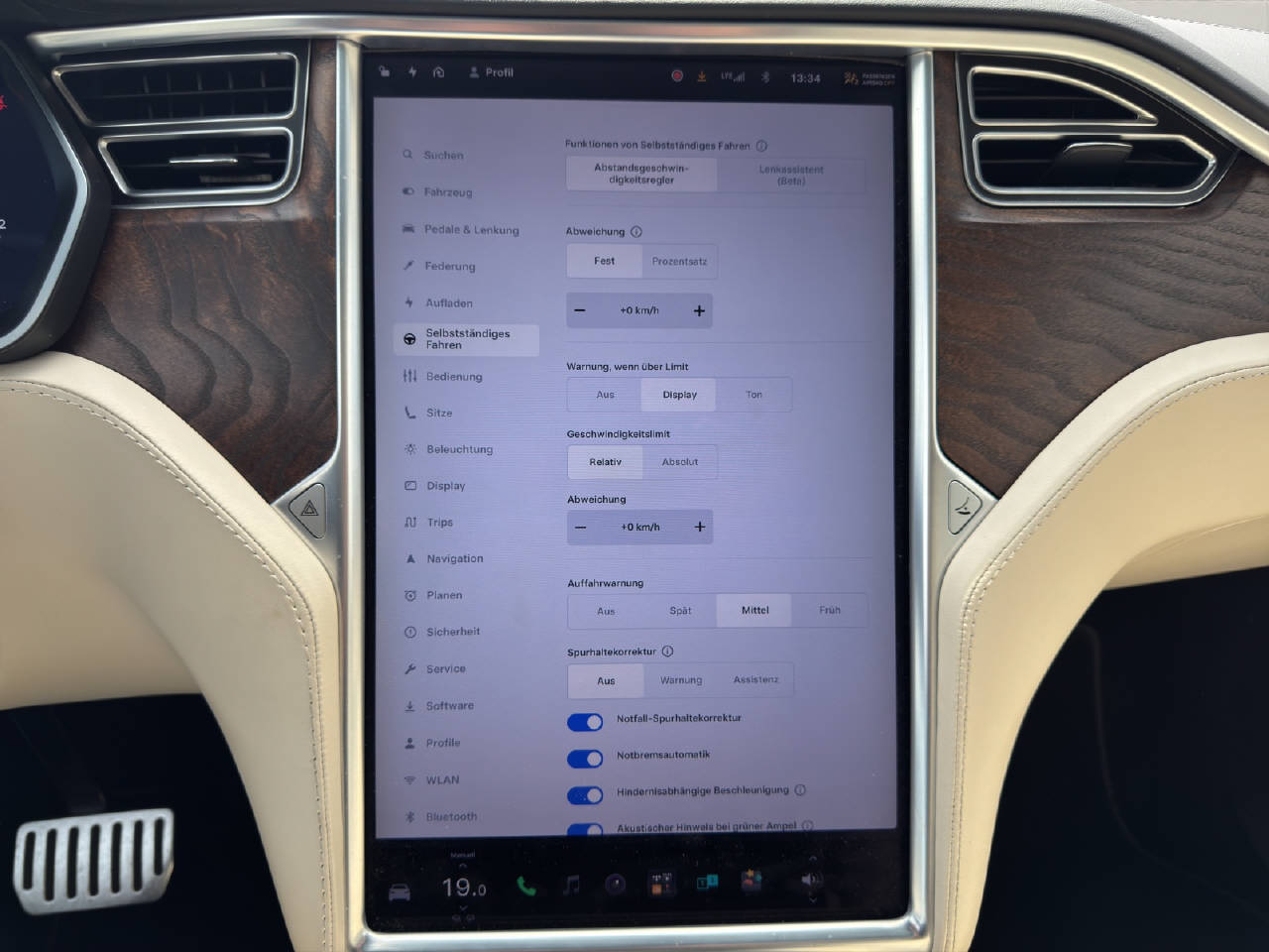 TESLA Model X 100 D-image-12