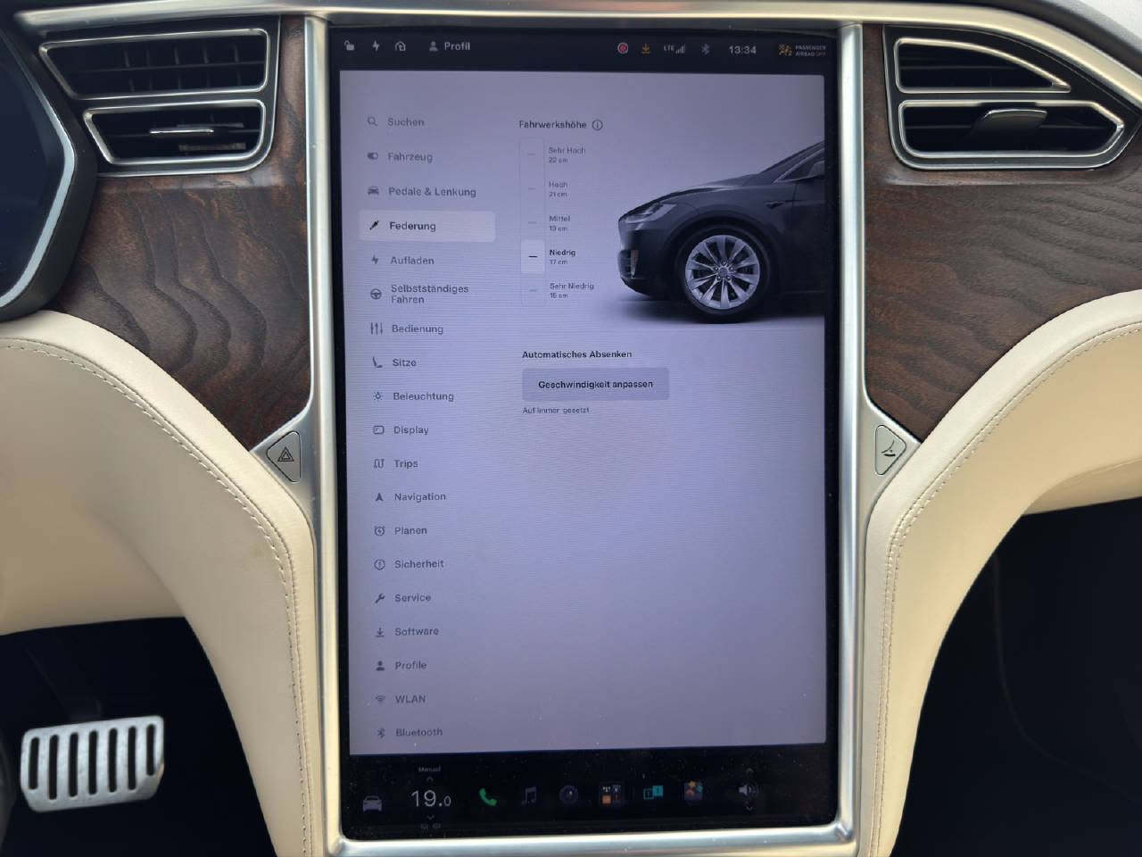 TESLA Model X 100 D-image-13