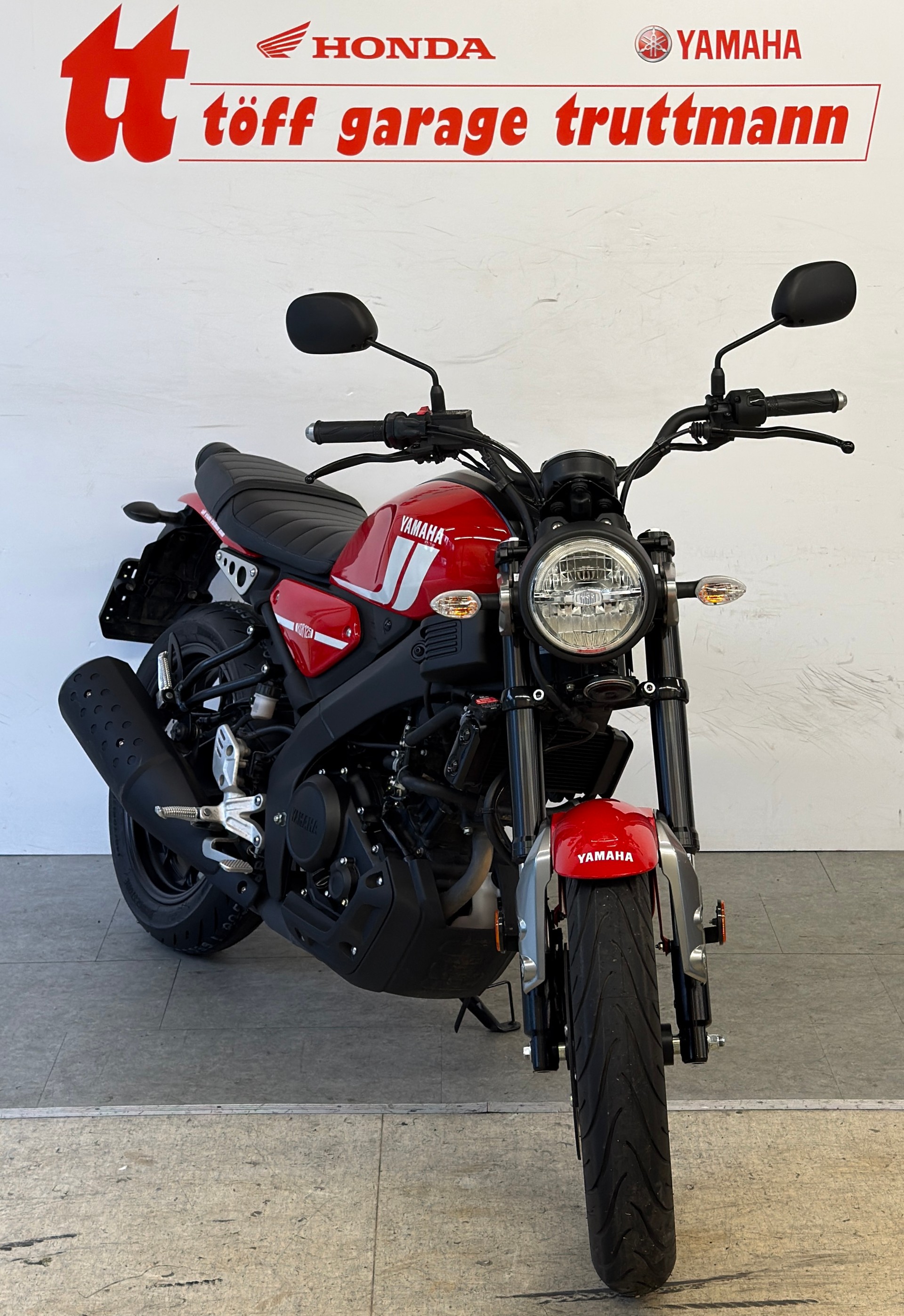YAMAHA XSR 125-image-2