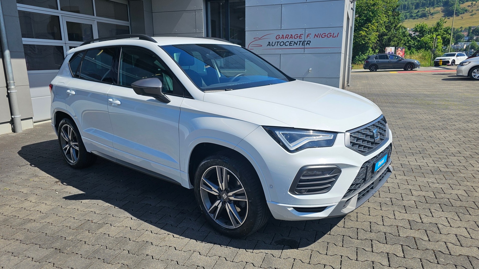 SEAT Ateca 2.0 TDI CR FR 4Drive DSG-showroom-element-1
