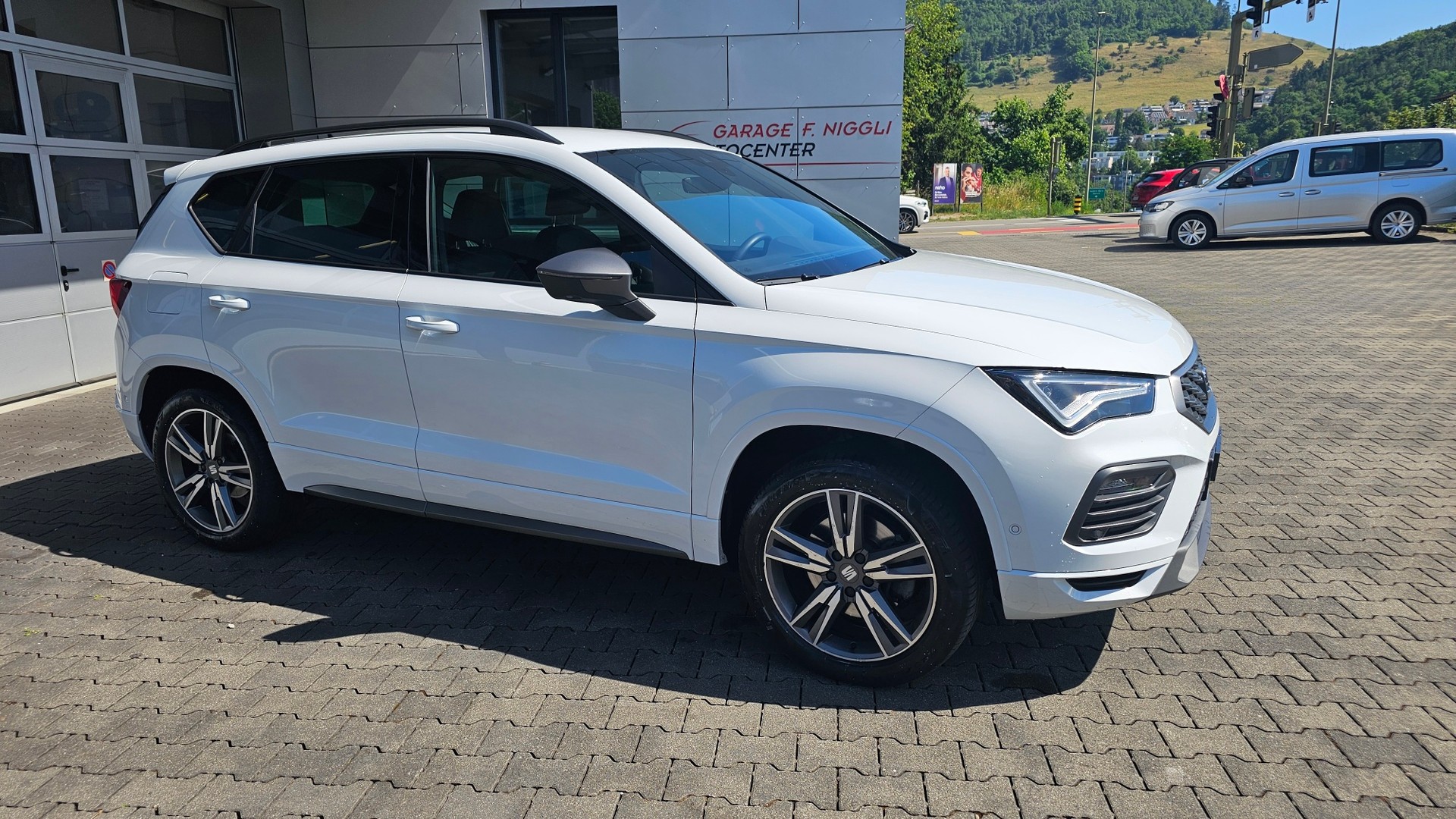 SEAT Ateca 2.0 TDI CR FR 4Drive DSG-showroom-element-2