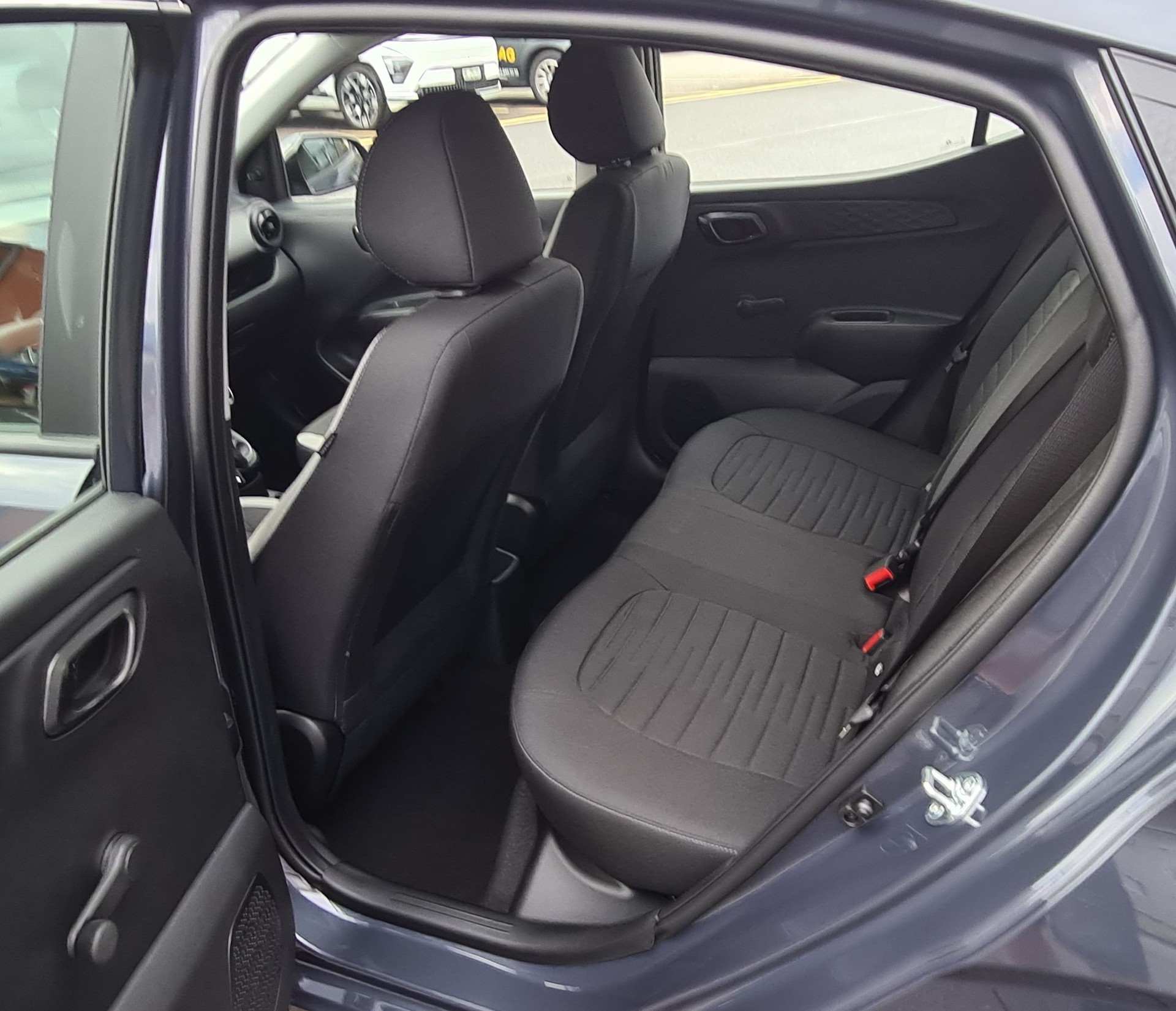 HYUNDAI i10 1.0 Origo-image-10