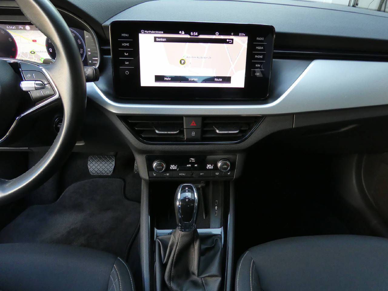 SKODA Kamiq 1.0 TSI Ambition DSG-image-11