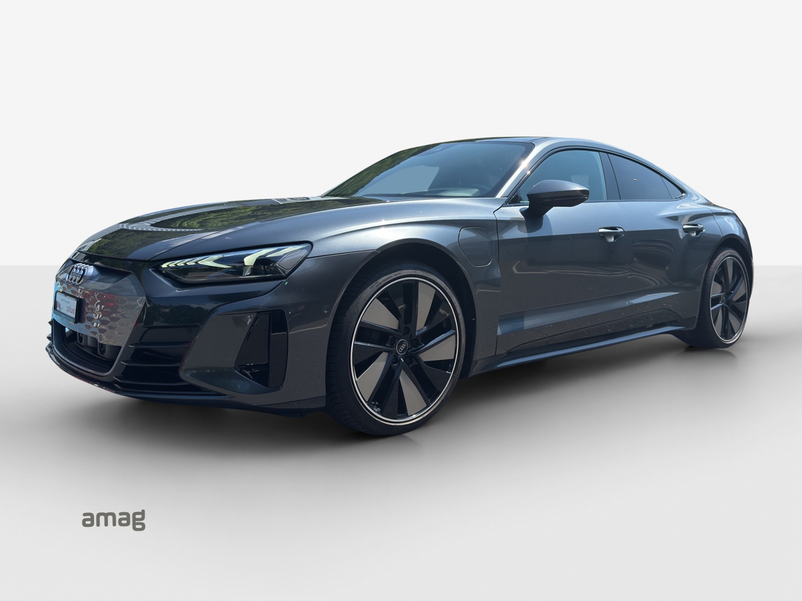 AUDI e-tron GT quattro