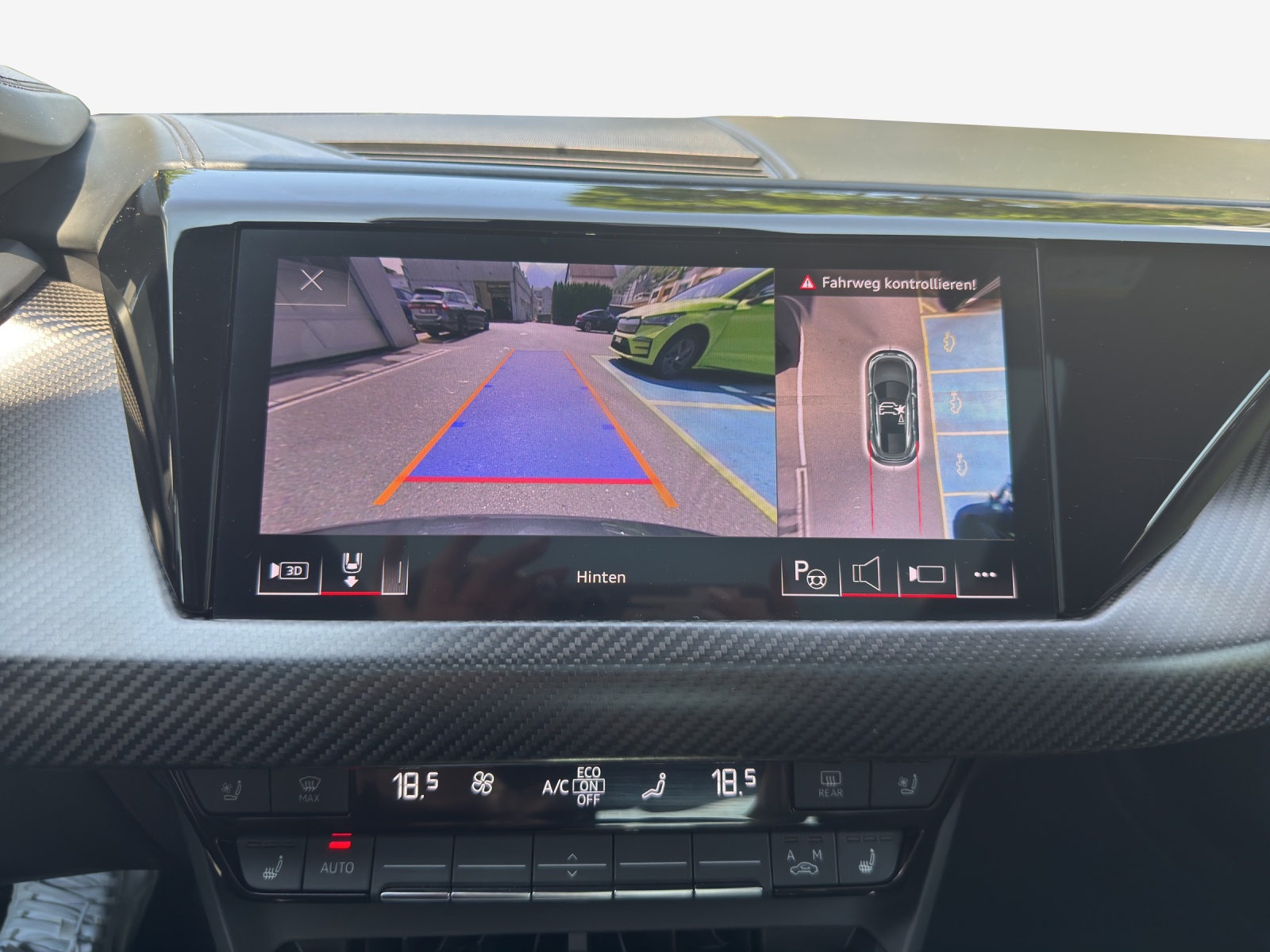 AUDI e-tron GT quattro-image-15