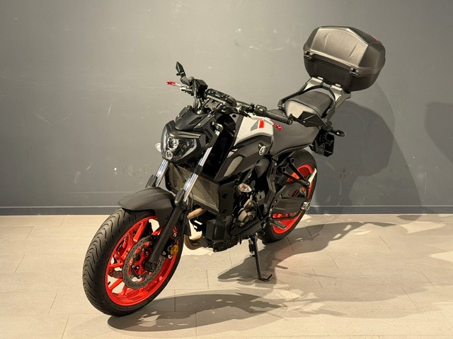 YAMAHA MT-07 ABS (35kW)-showroom-element-2