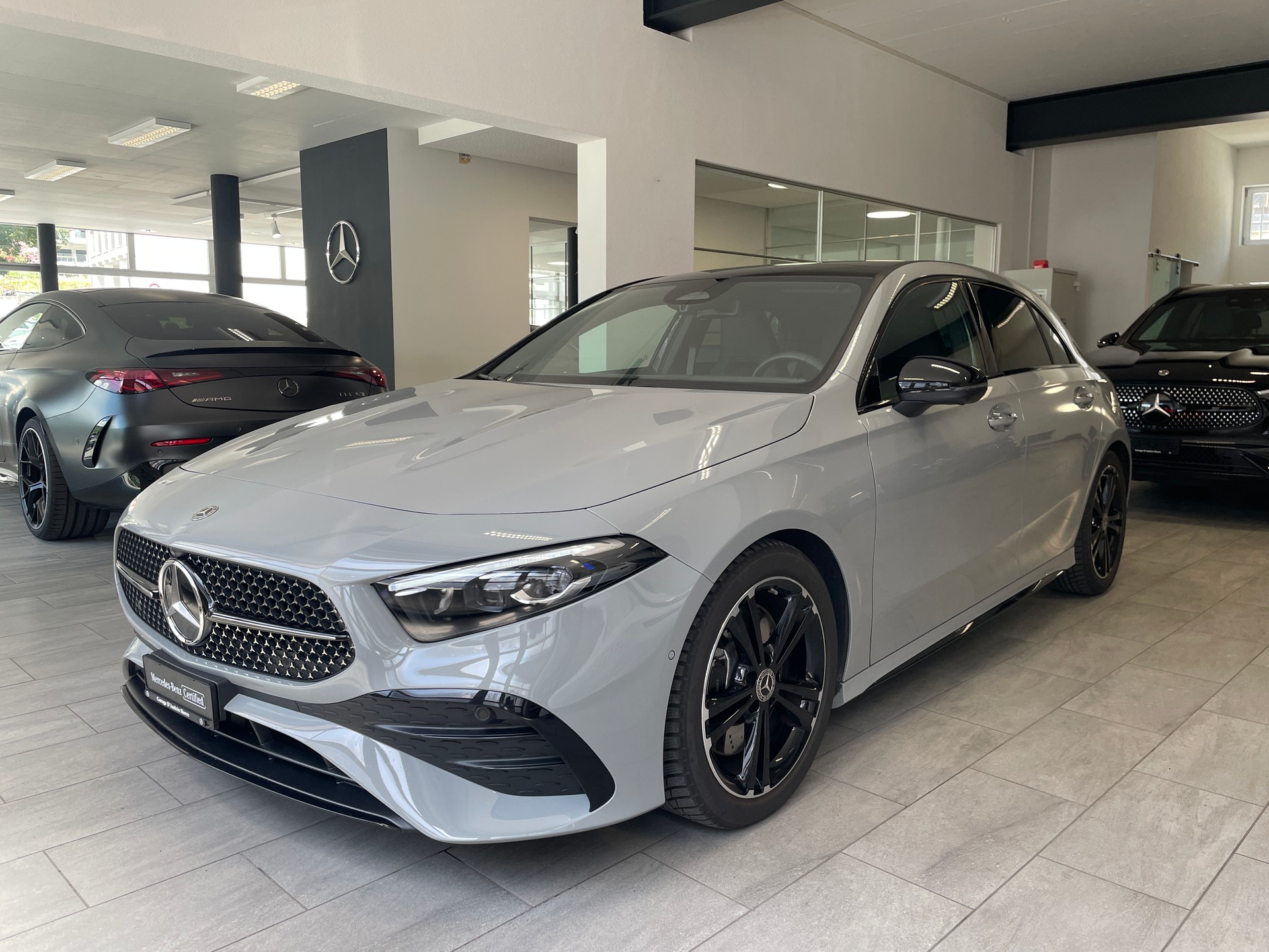 MERCEDES-BENZ A 250 4Matic 8G-DCT AMG Line