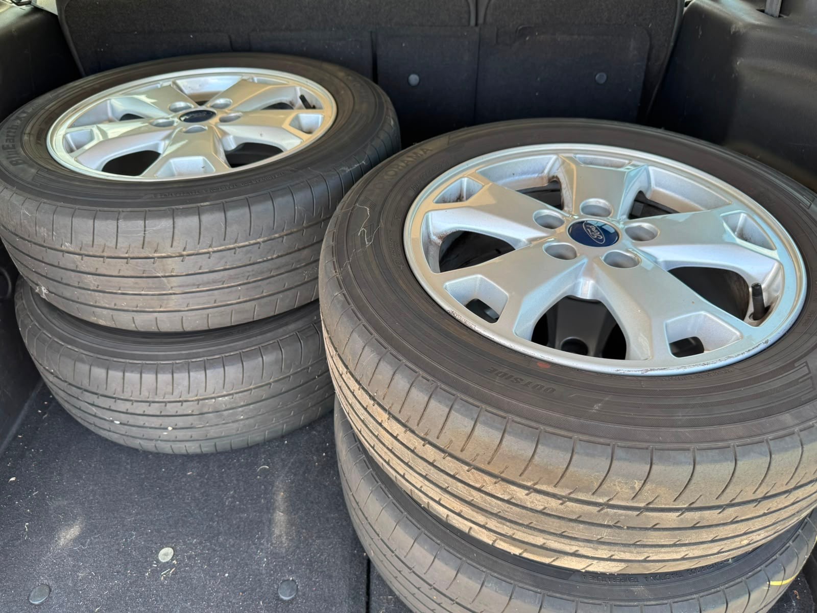 FORD Grand Tourneo Connect 1.6 TDCi Titanium-image-12