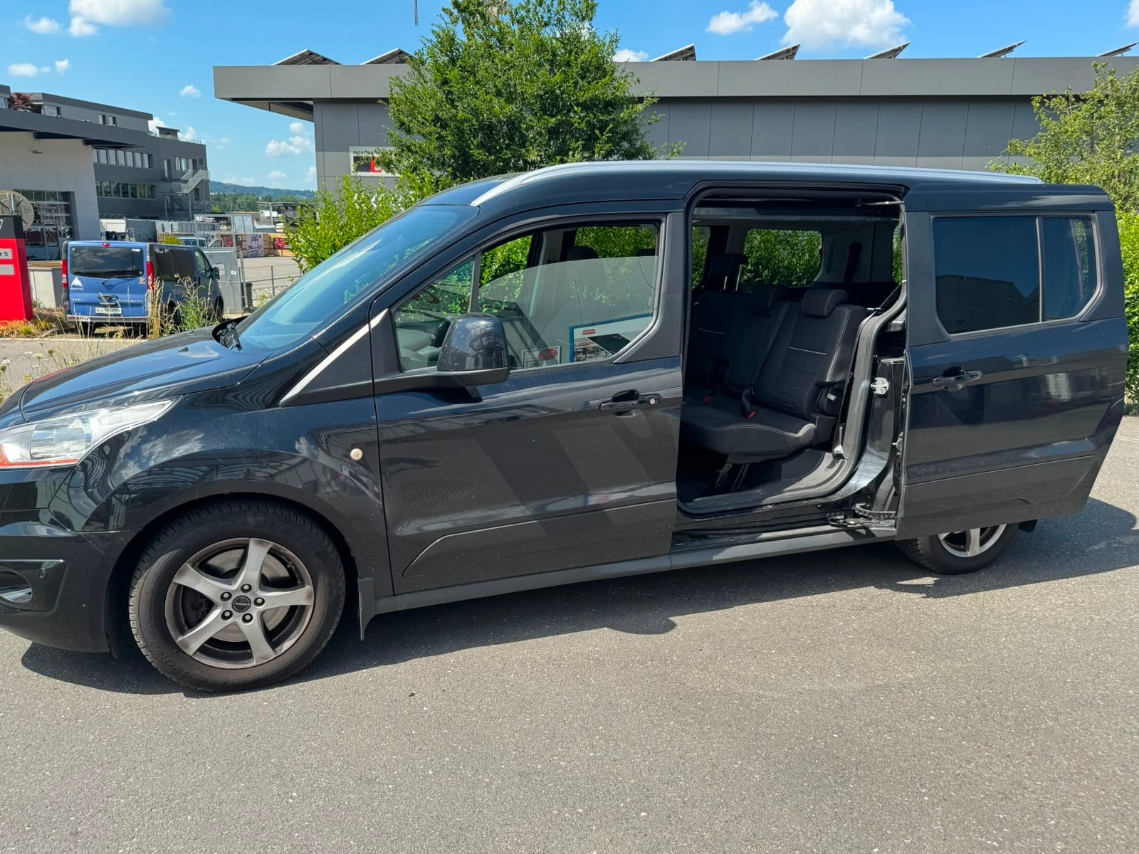 FORD Grand Tourneo Connect 1.6 TDCi Titanium-image-6