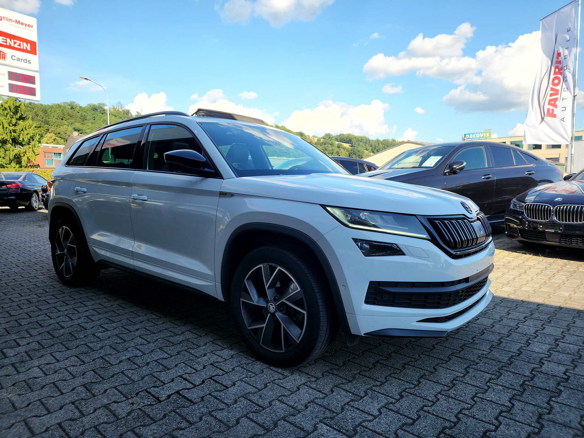 SKODA Kodiaq 2.0 TSI Sport Line DSG 4x4 (CH)-image-10
