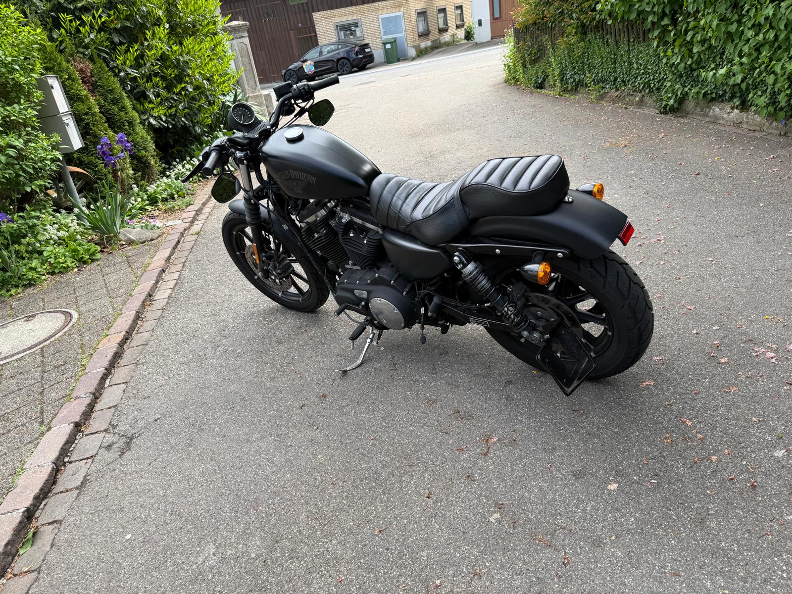 HARLEY-DAVIDSON XL 883 N Sportster Iron ABS-image-9