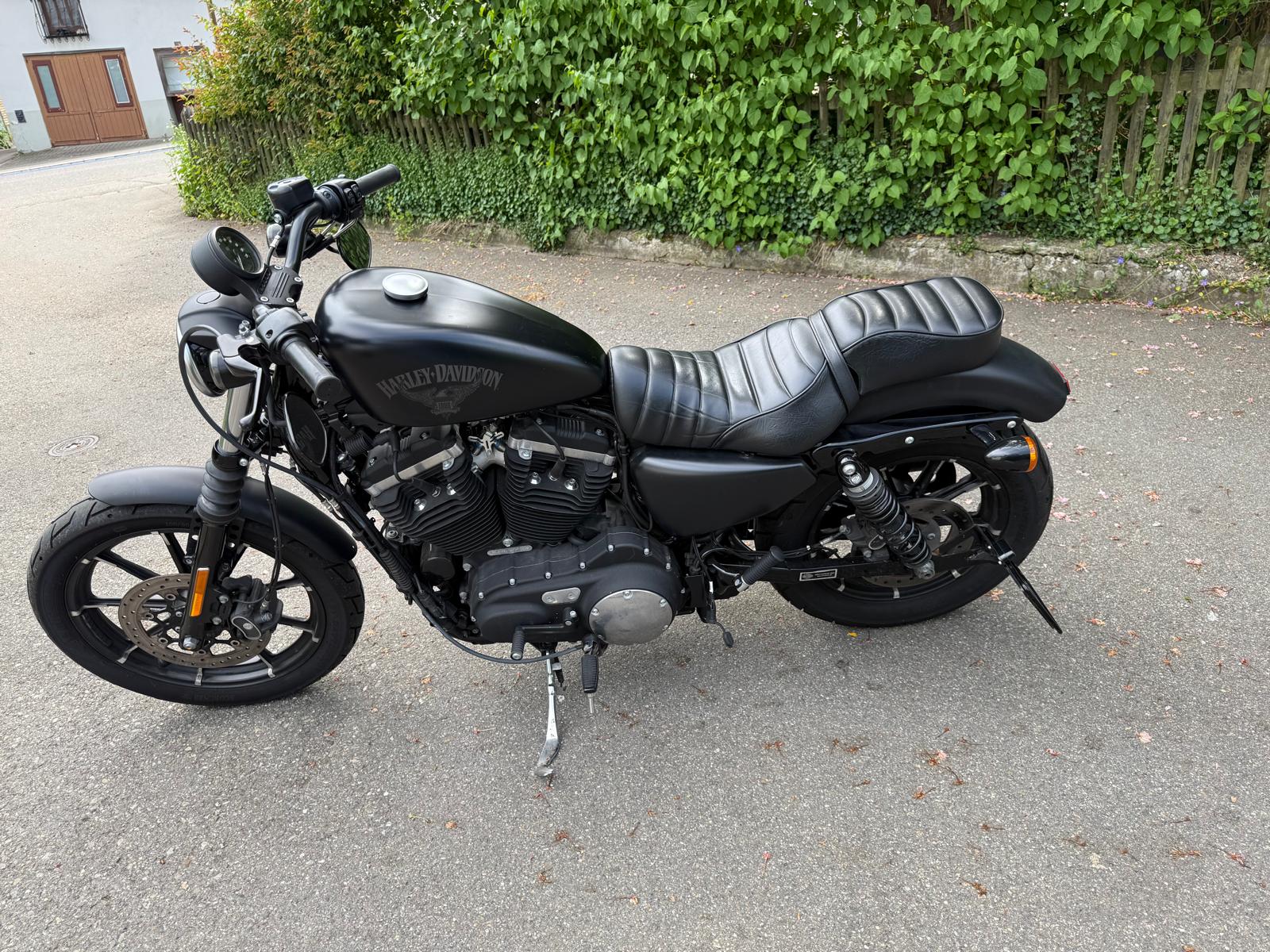 HARLEY-DAVIDSON XL 883 N Sportster Iron ABS-image-7