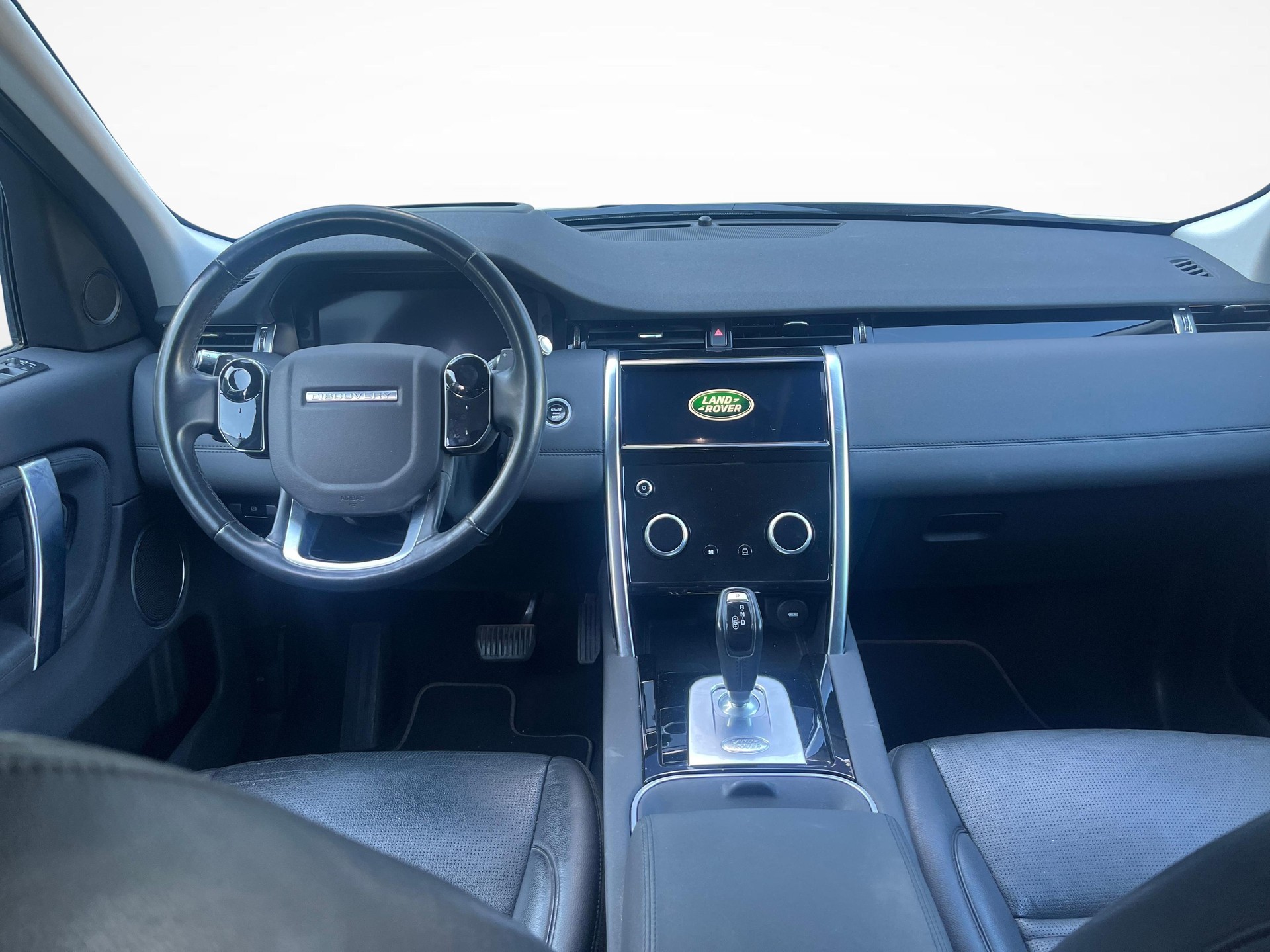 LAND ROVER Discovery Sport 2.0 TD4 | Herbstprämie von 500-2000 CHF oder 1.99% Leasing-Aktion auf Occasions-Fahrzeuge-image-8